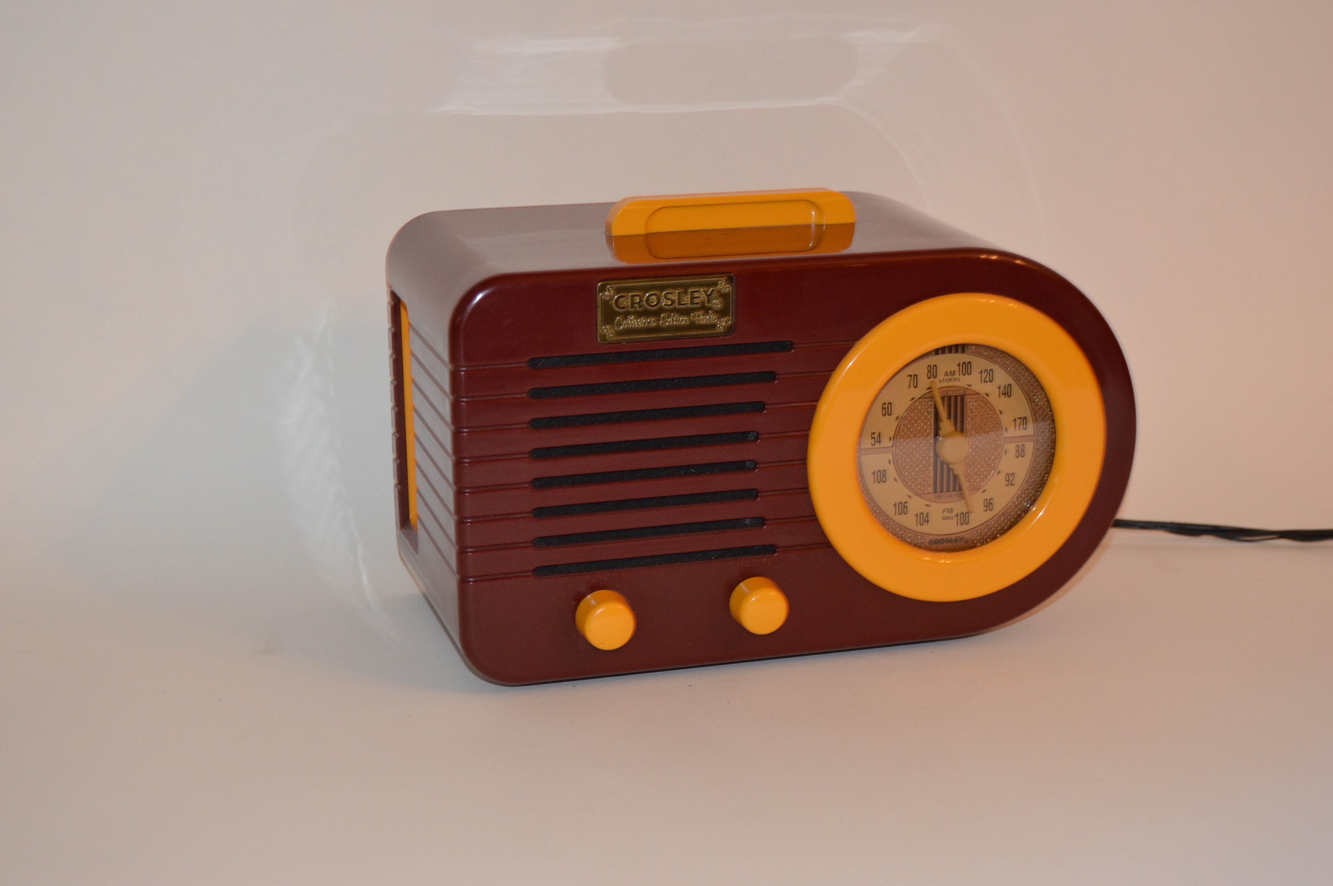 Crosley "Collector's Edition" AM/FM Radio