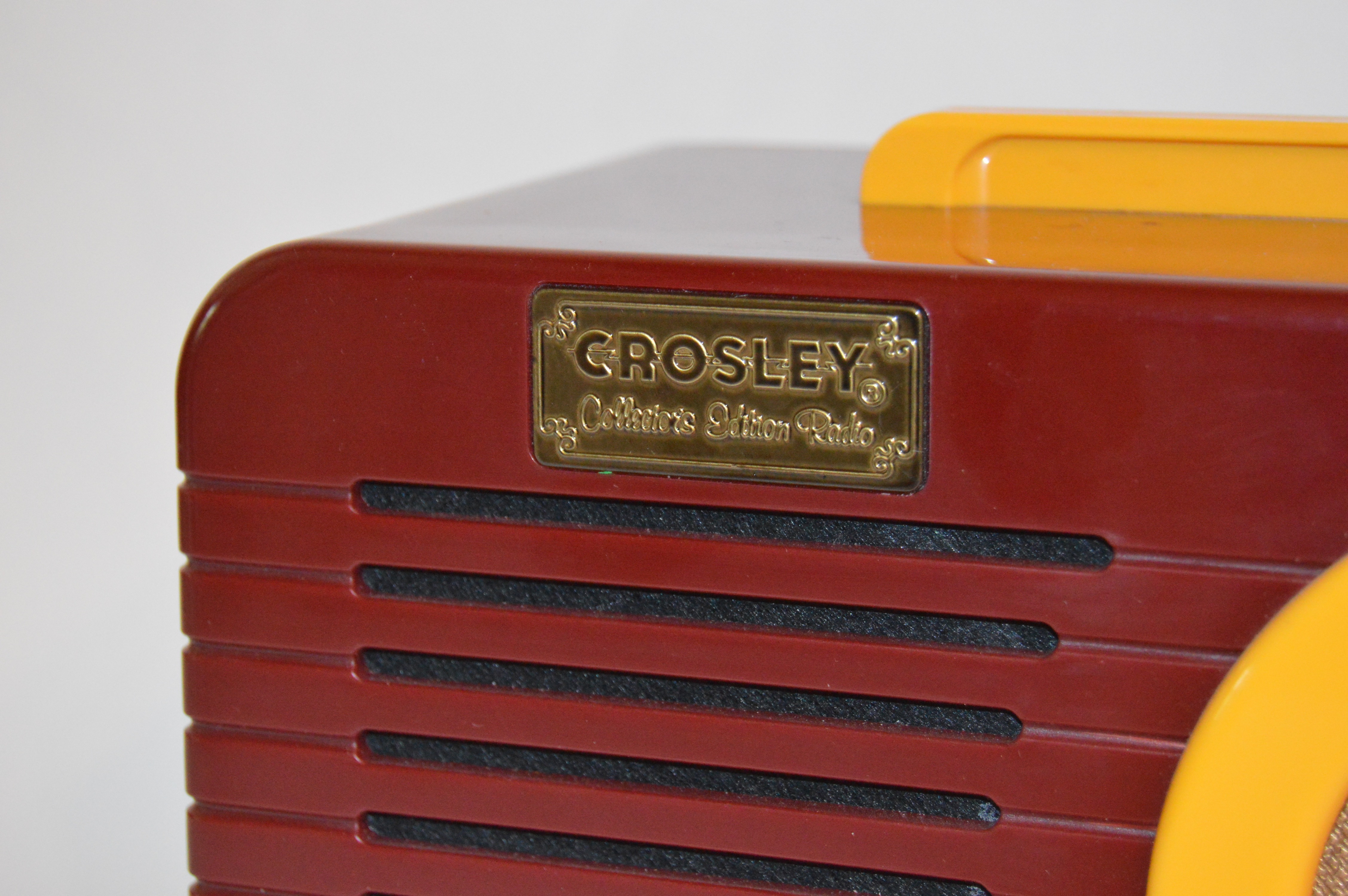 Crosley "Collector's Edition" AM/FM Radio