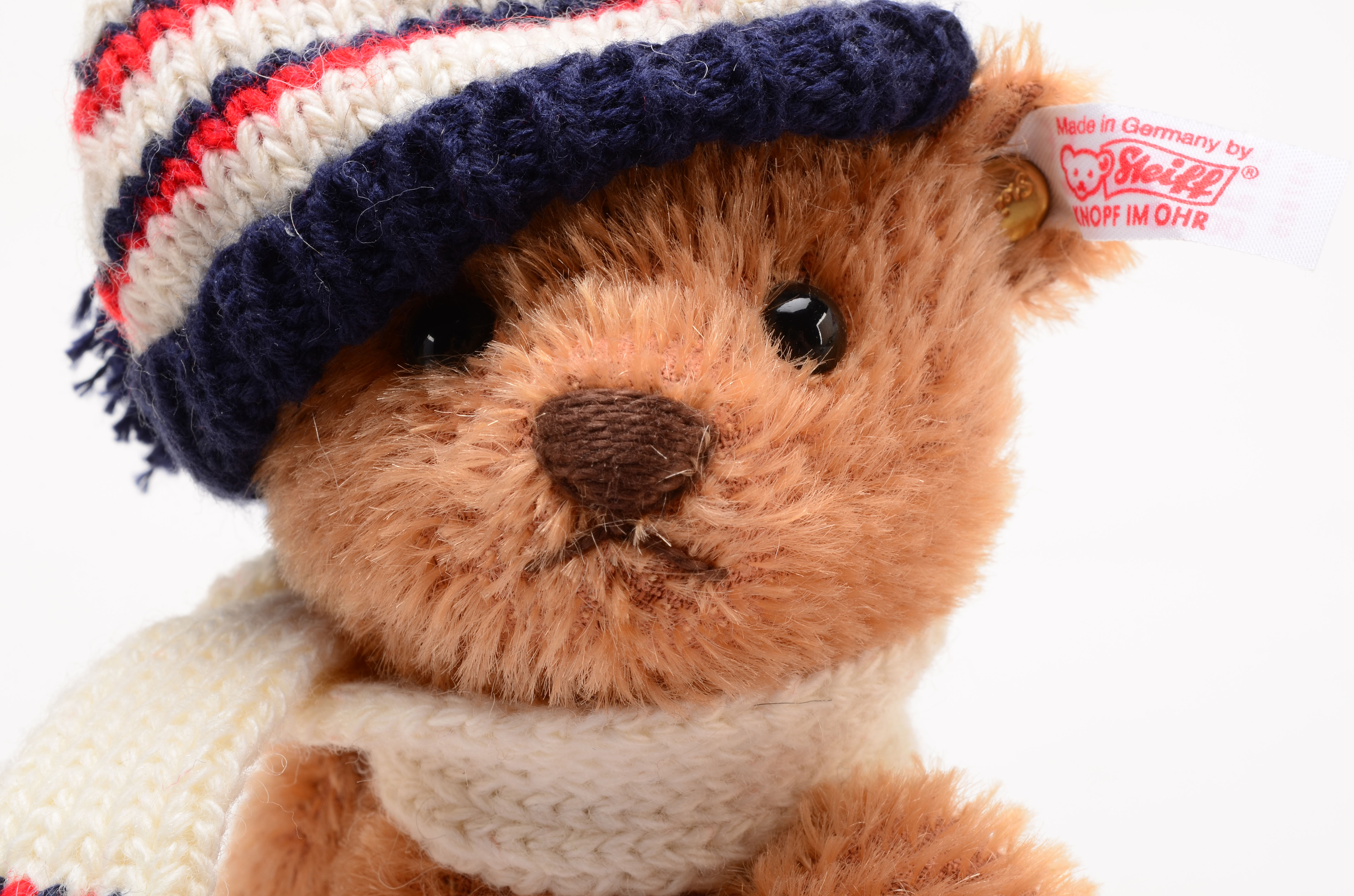 Steiff Christmas Teddy Skater Bear