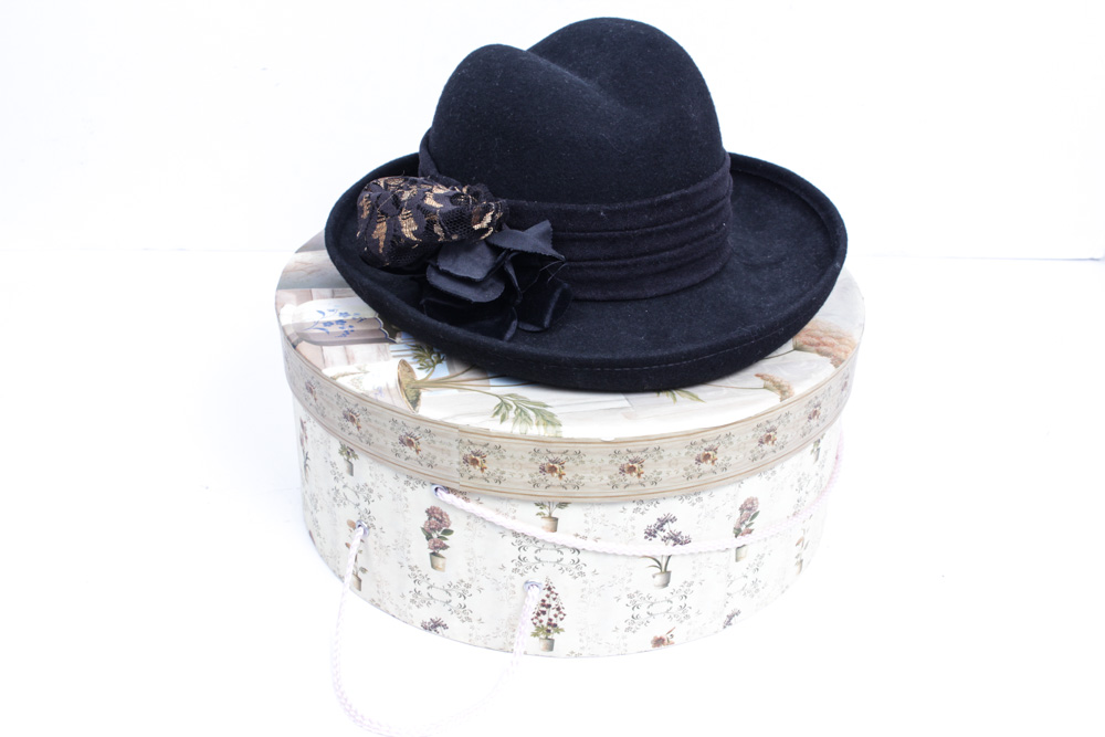 Large Collection of Women's Hats
