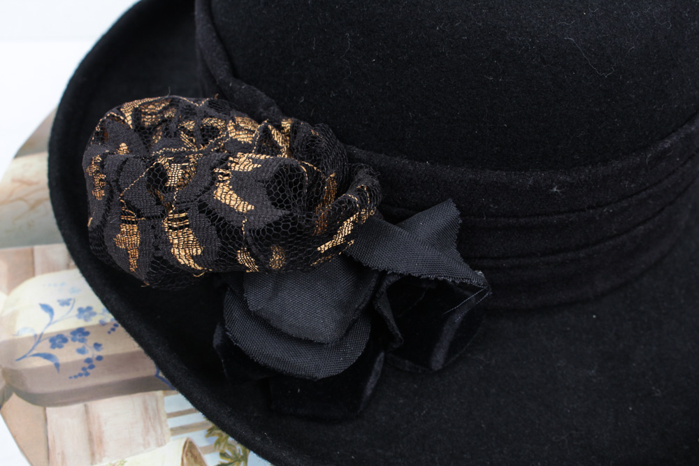 Large Collection of Women's Hats