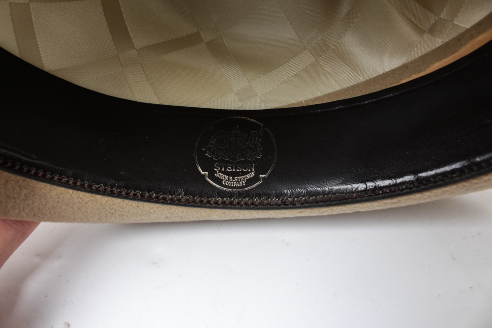 Women's Vintage Hats