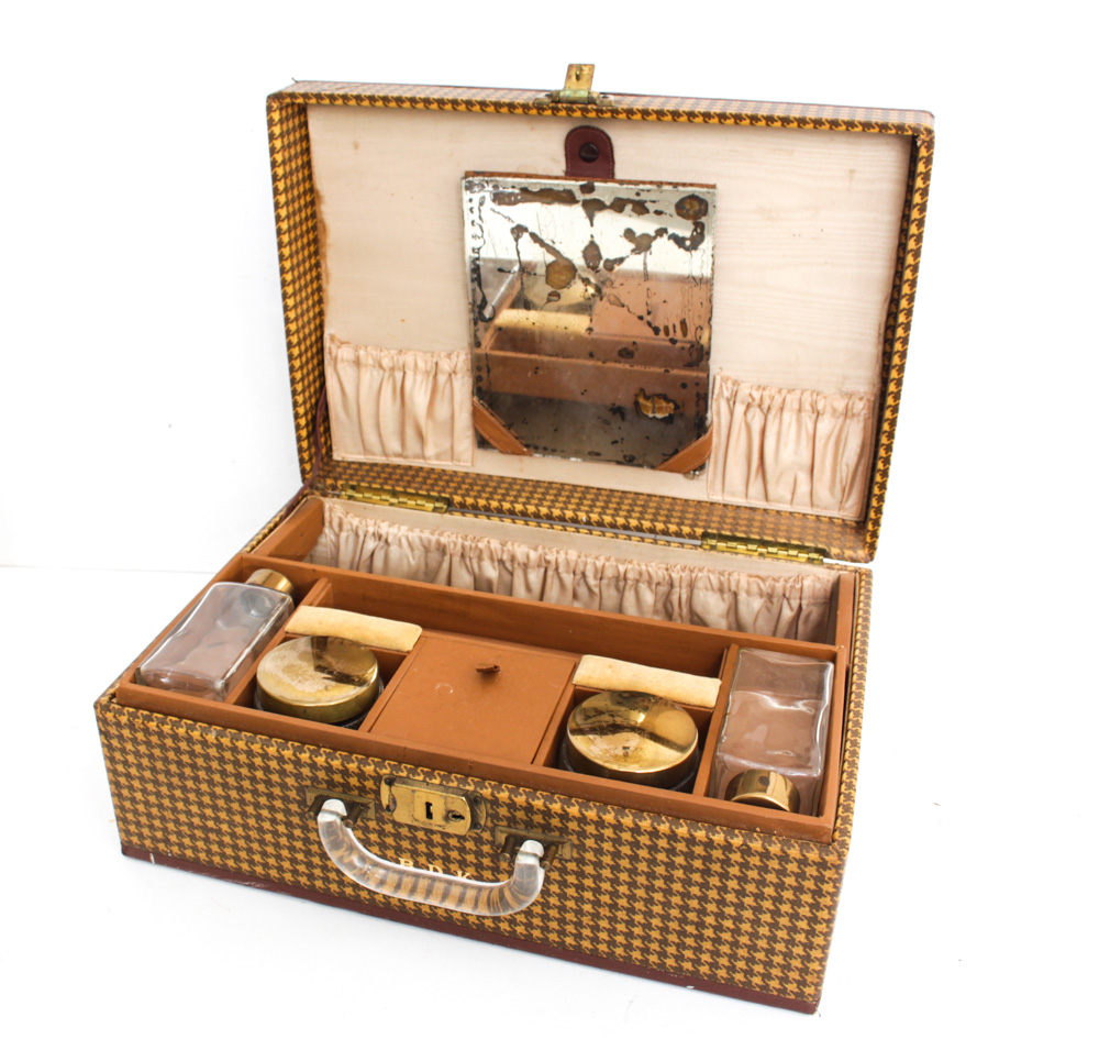Vintage Jewelry Boxes And Vanity Cases