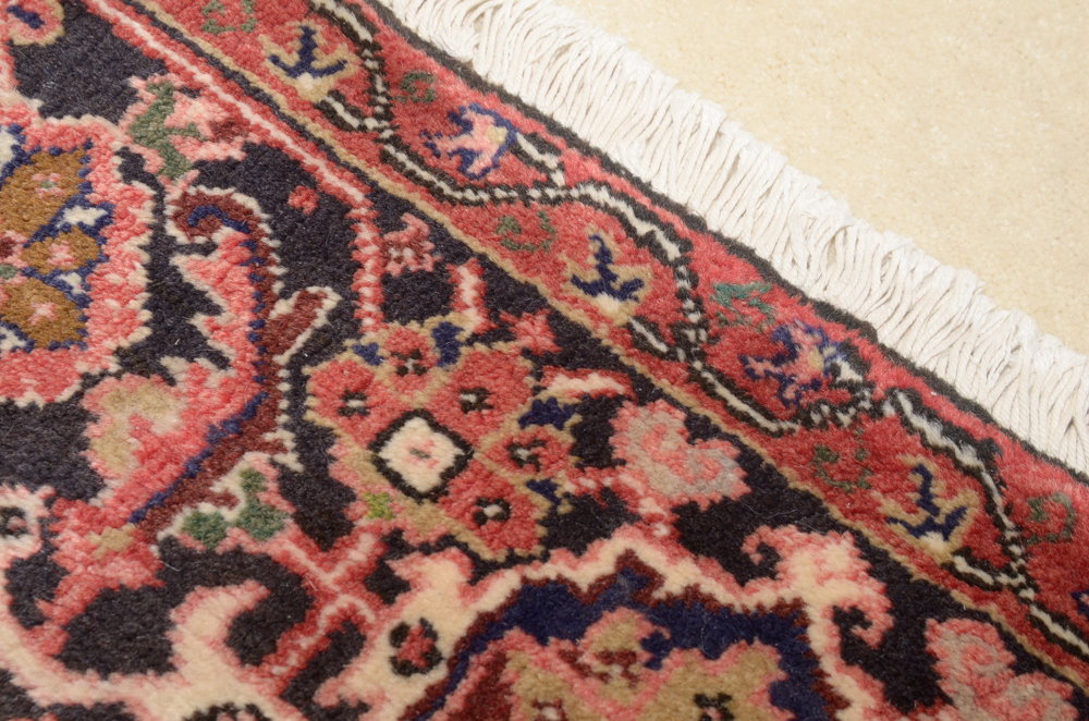 Handwoven Ghandi Persian Style Area Rug