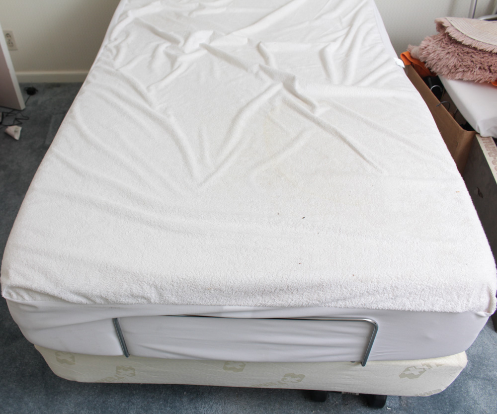 Twin Size Tempur-Pedic Mattress and Box Spring