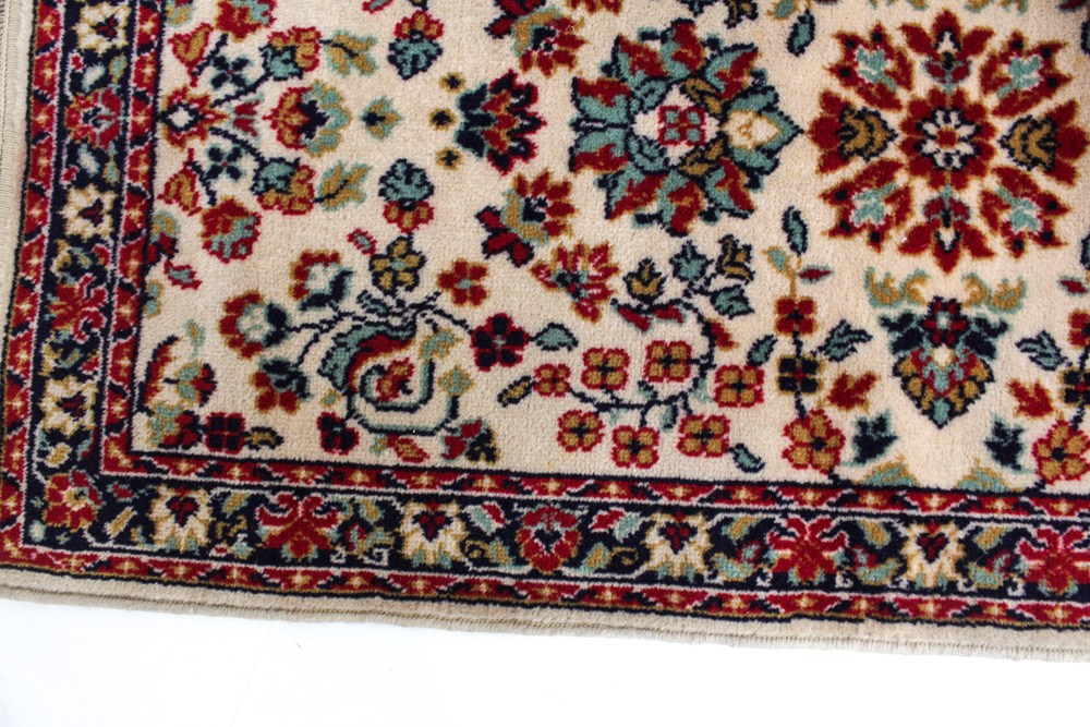 Machine Woven Courtraix Wool Persian-Style Carpet Runner