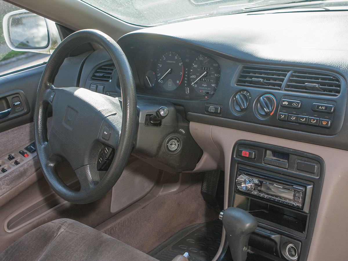 1995 Honda Accord LX Sedan