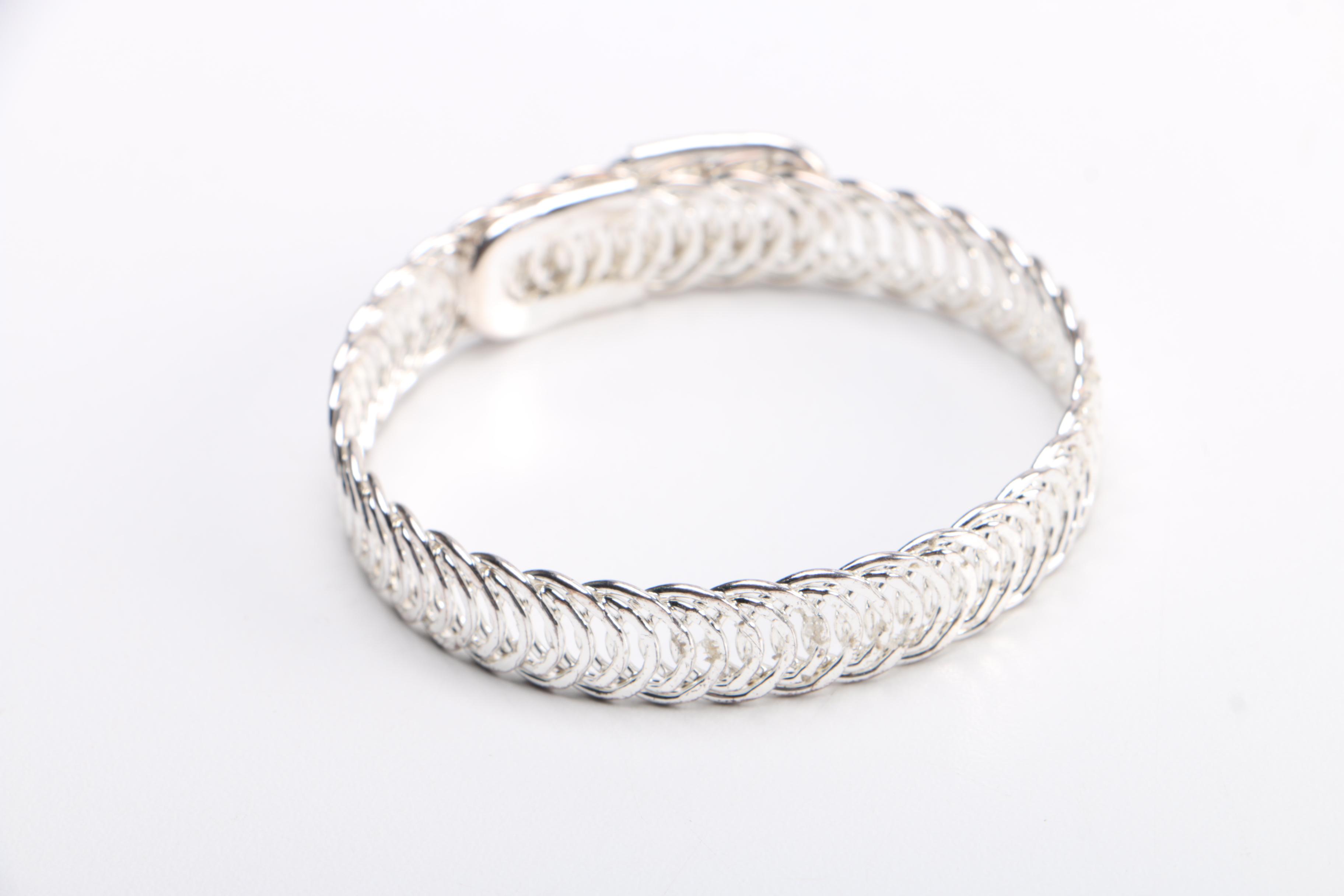 Costume Jewelry Including a Decorative Ring