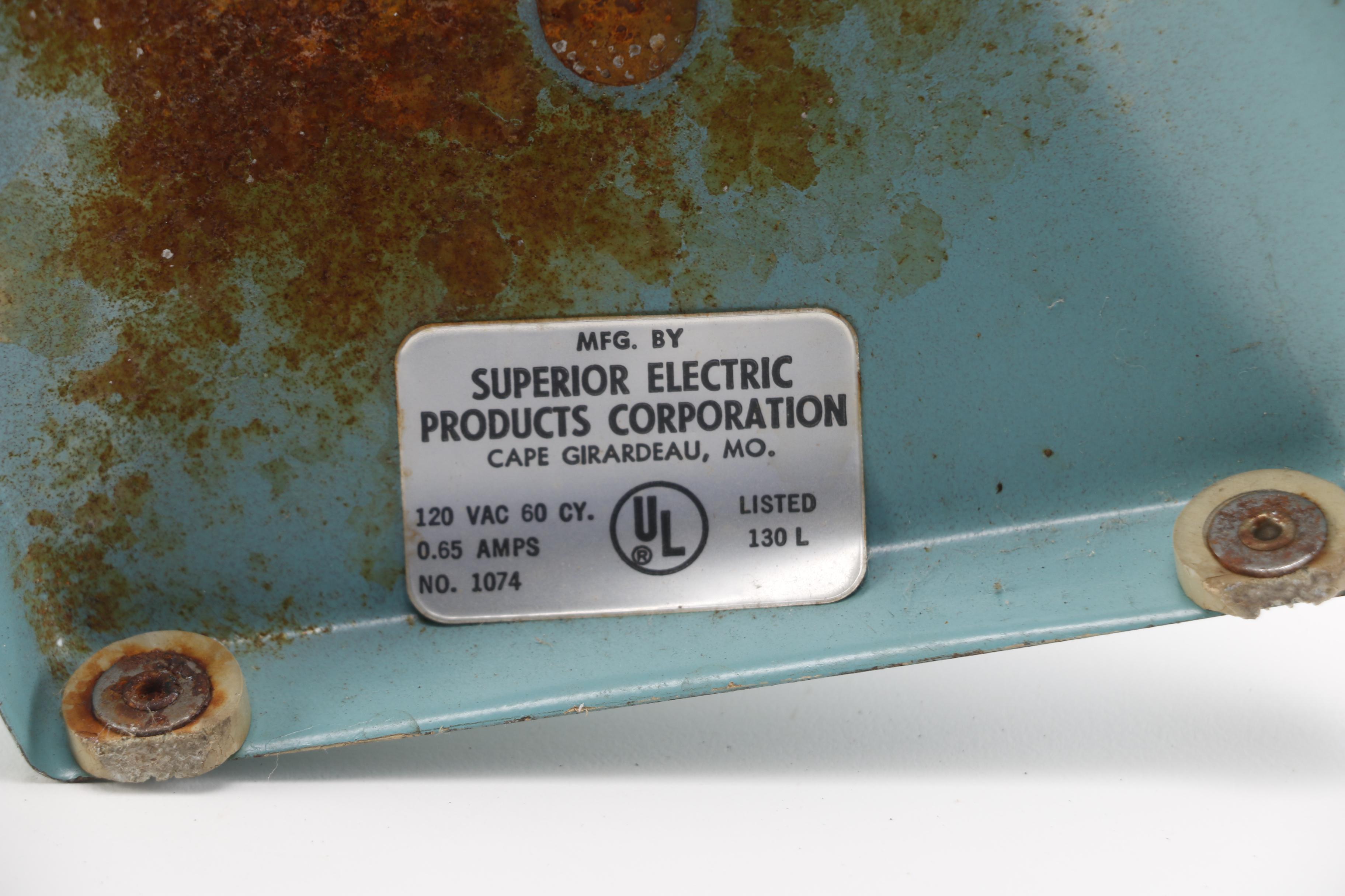 Retro Desk Fan from Superior Electric Products Corp.