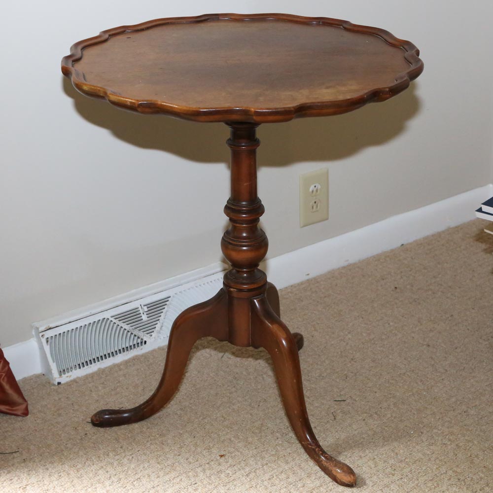 Vintage Mahogany Pie Crust Tea Table