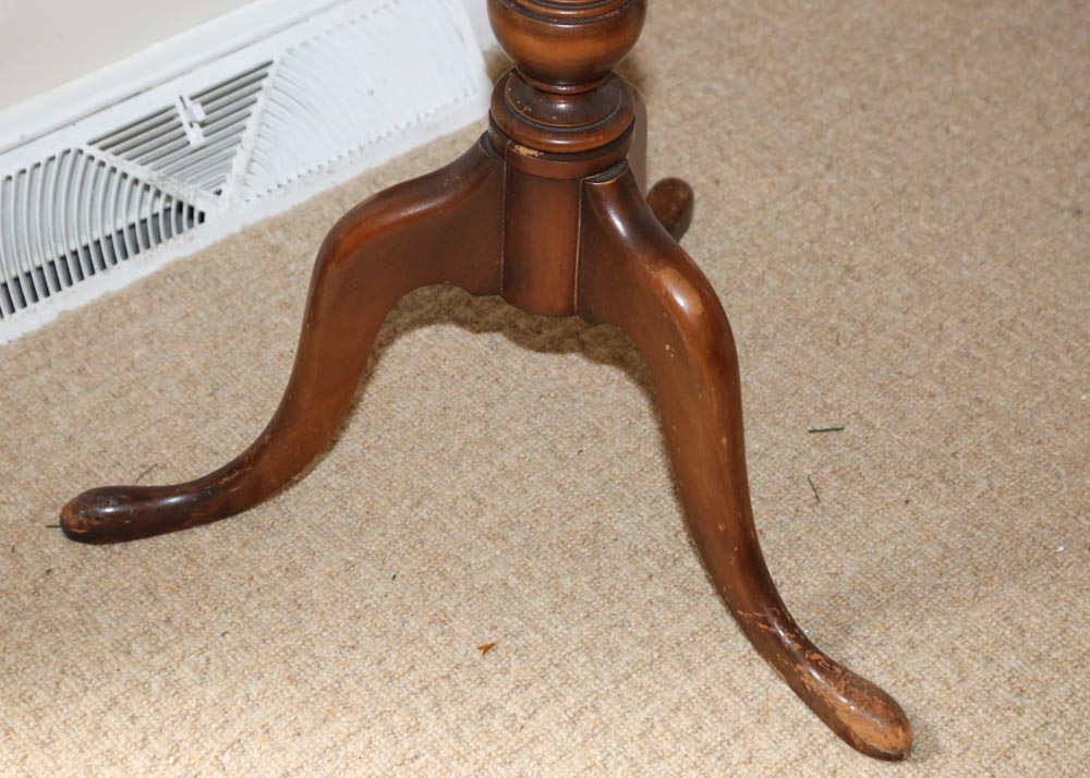 Vintage Mahogany Pie Crust Tea Table