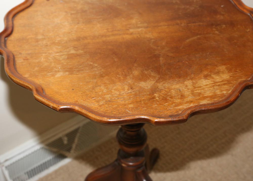 Vintage Mahogany Pie Crust Tea Table