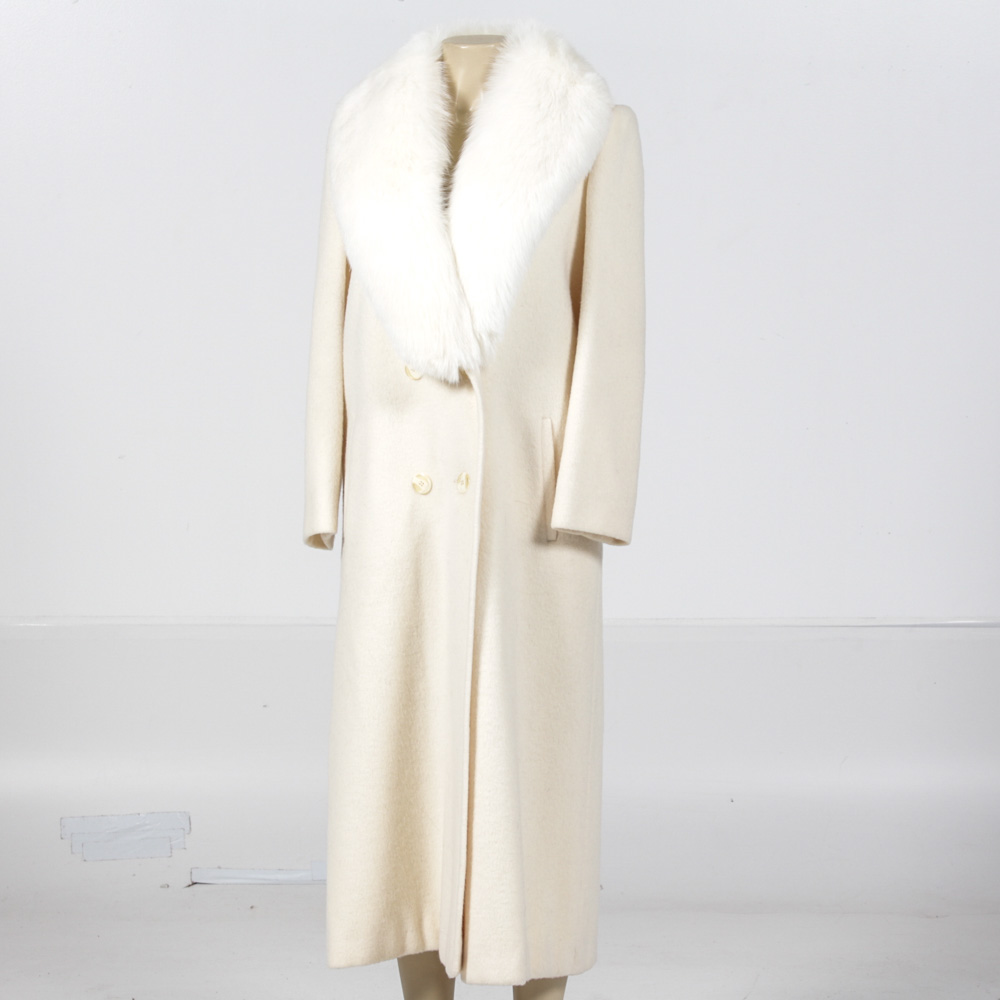 Women's Wool Coat With White Rabbit Collar