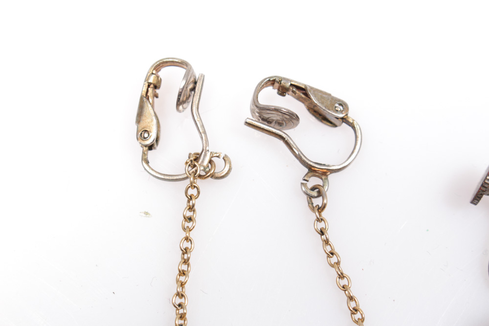 Costume Jewelry in Gold Tone