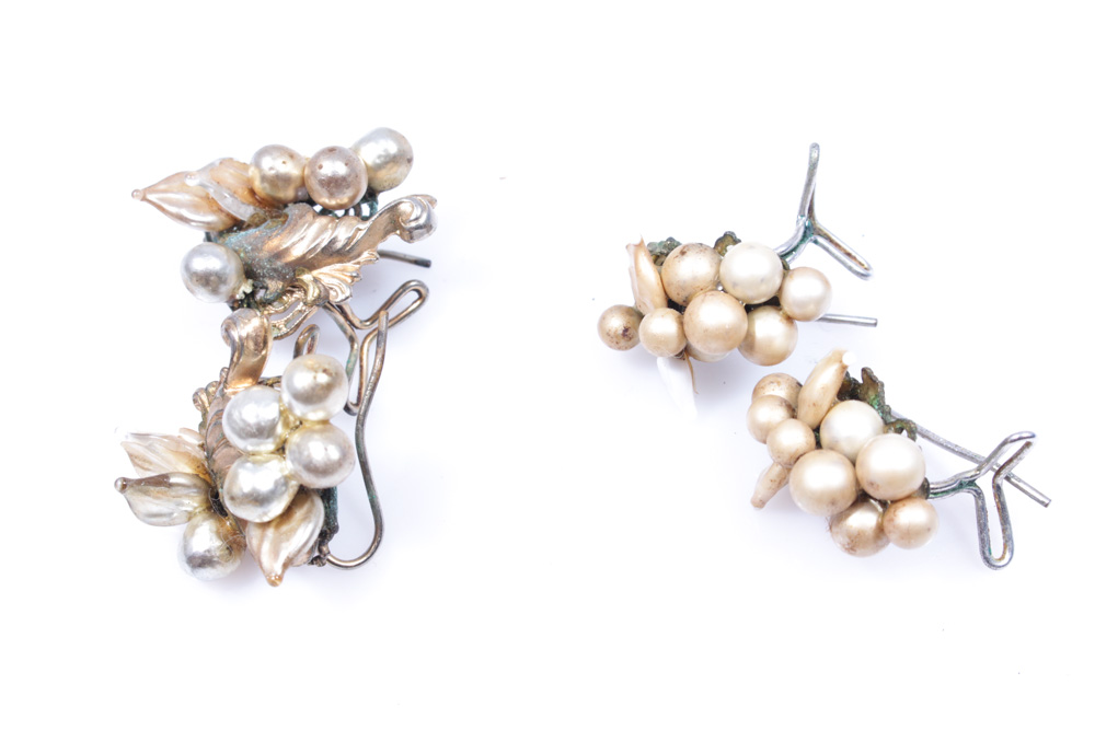 Costume Jewelry in Gold Tone