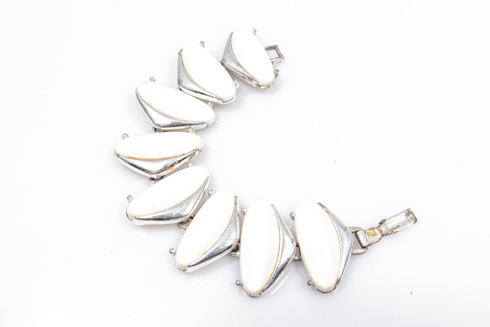 Vintage White Beaded Jewelry
