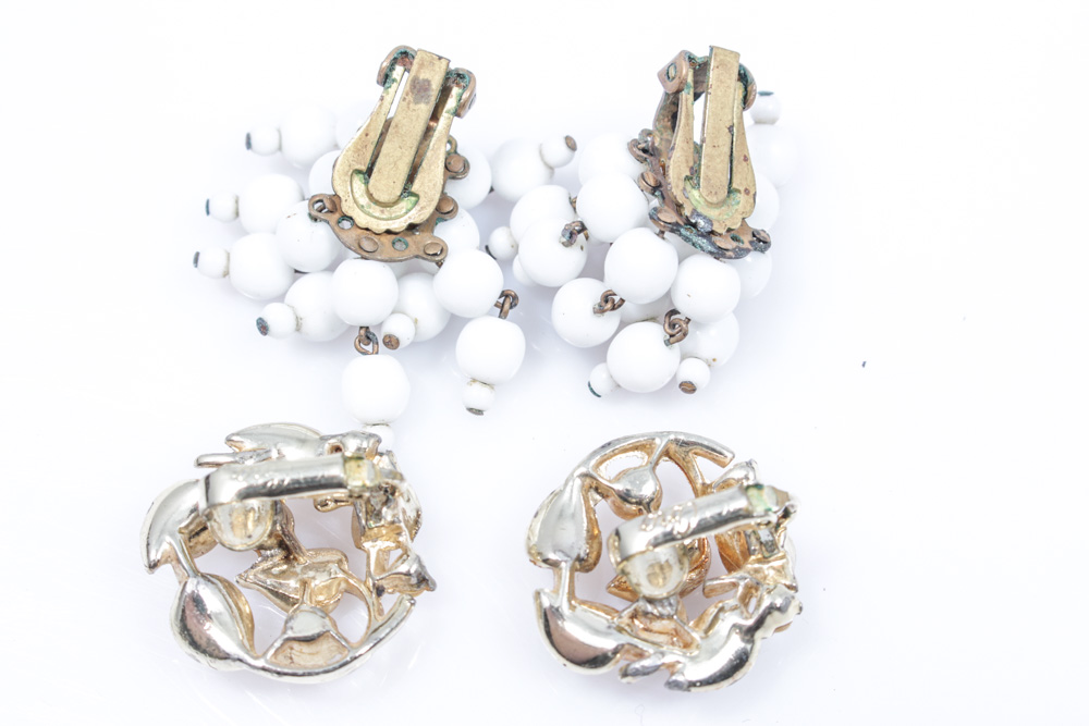 Vintage White Beaded Jewelry