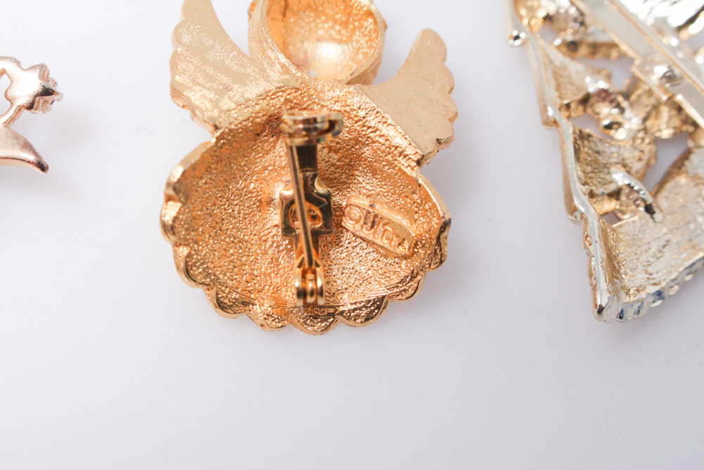 Charming Mid Century Christmas Jewelry