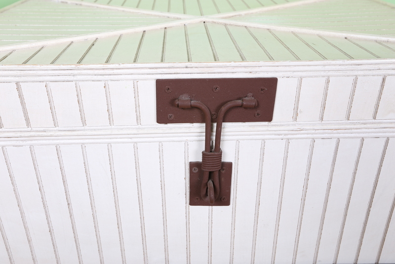 Coastal Style Wooden Storage Trunk