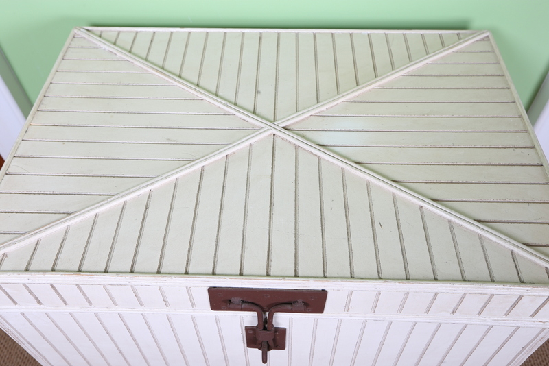 Coastal Style Wooden Storage Trunk