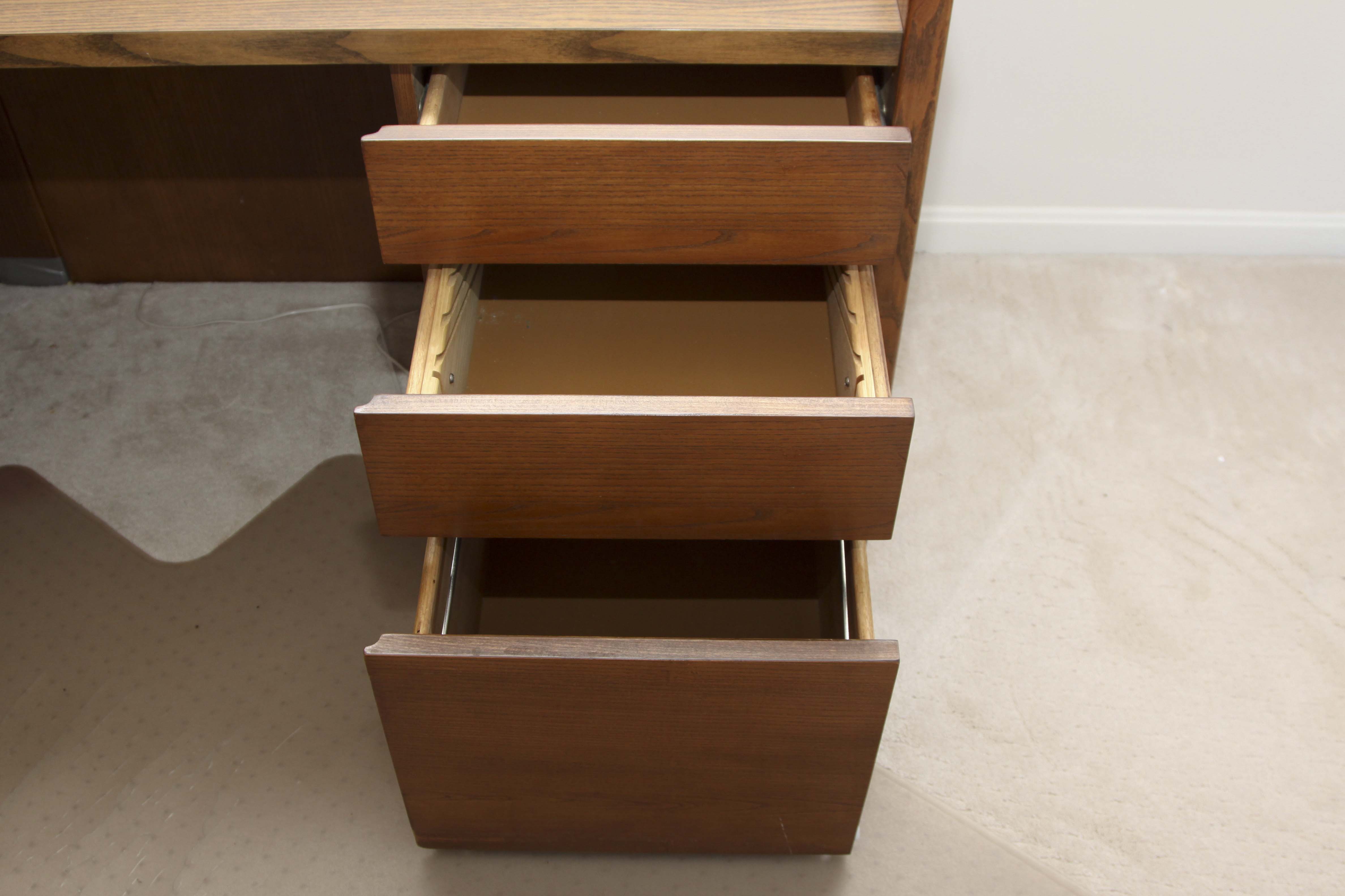 Desk and Office Chair