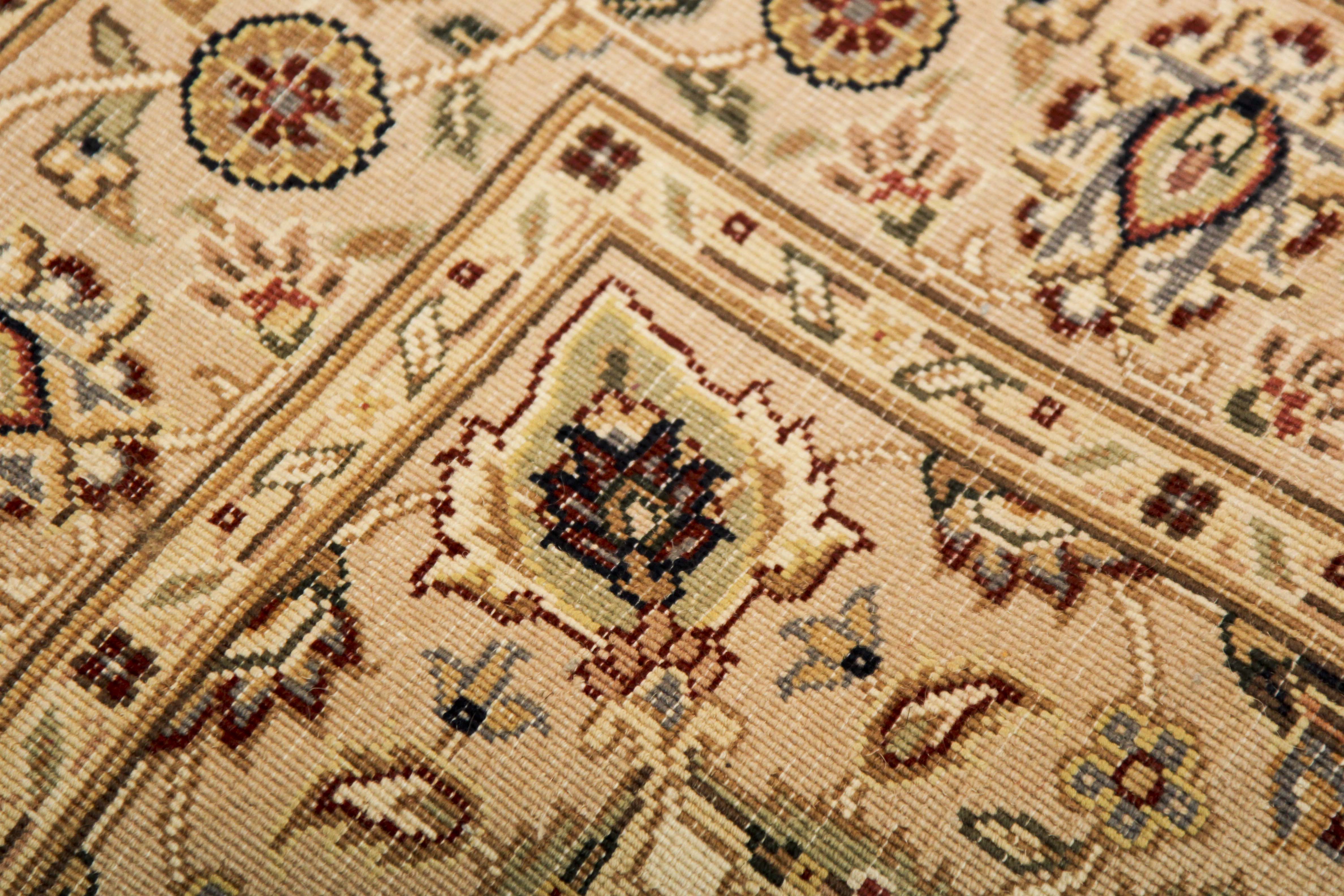 Handmade Persian-Style Floral Accent Rug