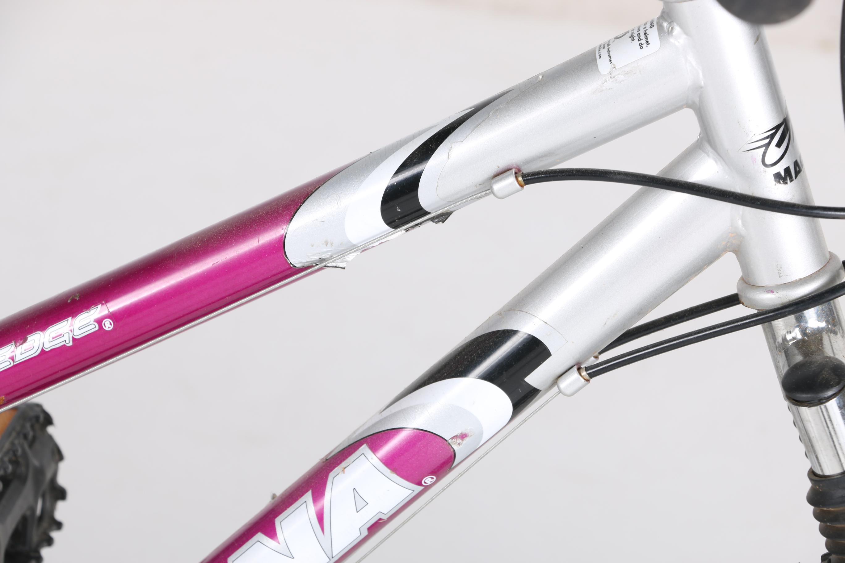 Magna Grand Ledge Hardtail Mountain Bike