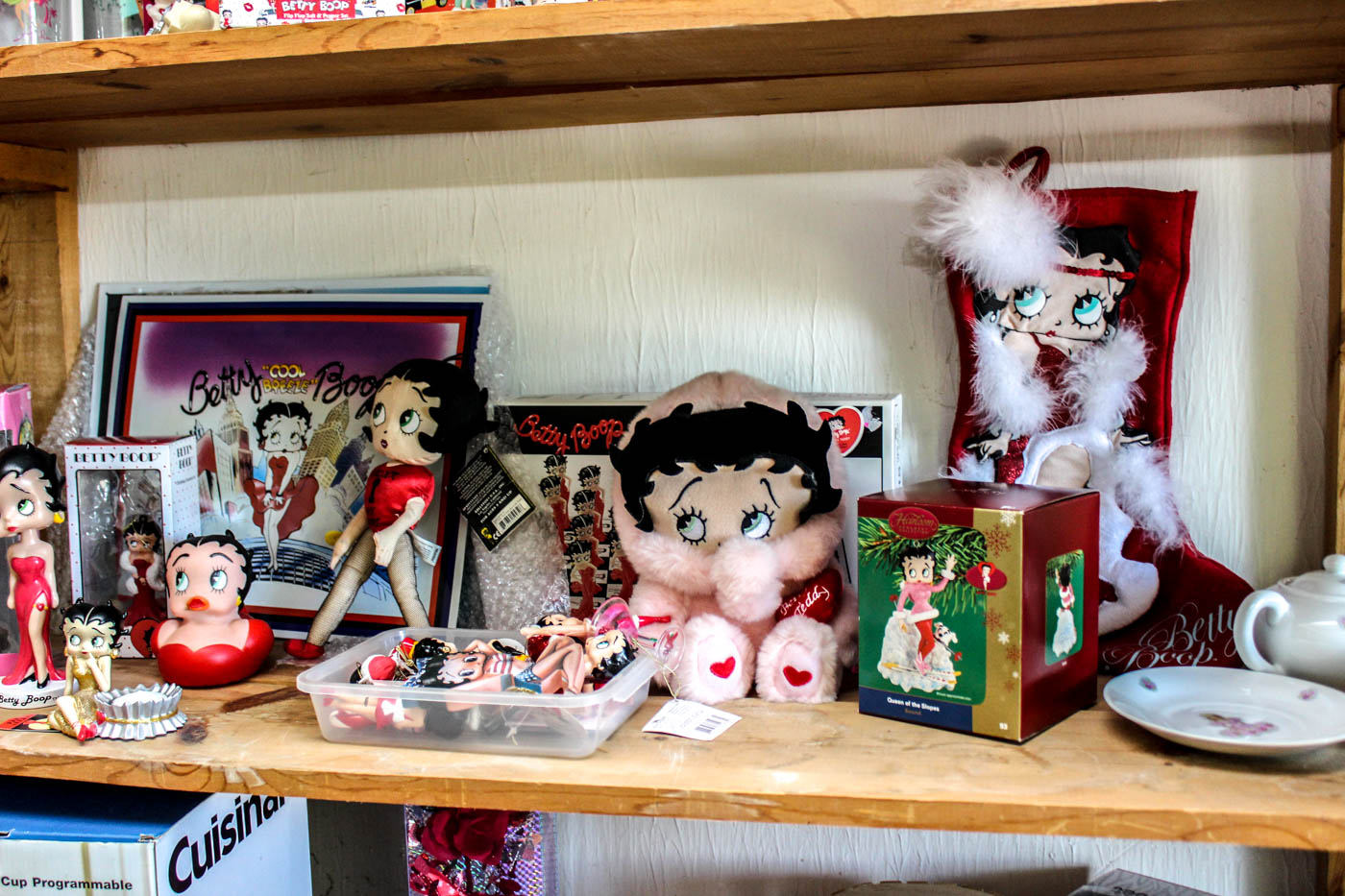 Large Collection of Betty Boop Memorabilia