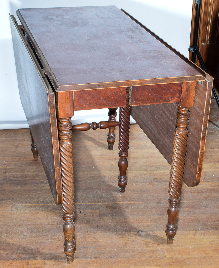 Vintage Mahogany Drop-Leaf Table with Twist Legs