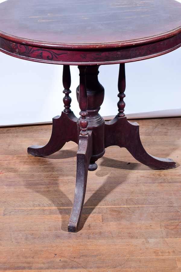 Antique Victorian Pedestal Parlor Table