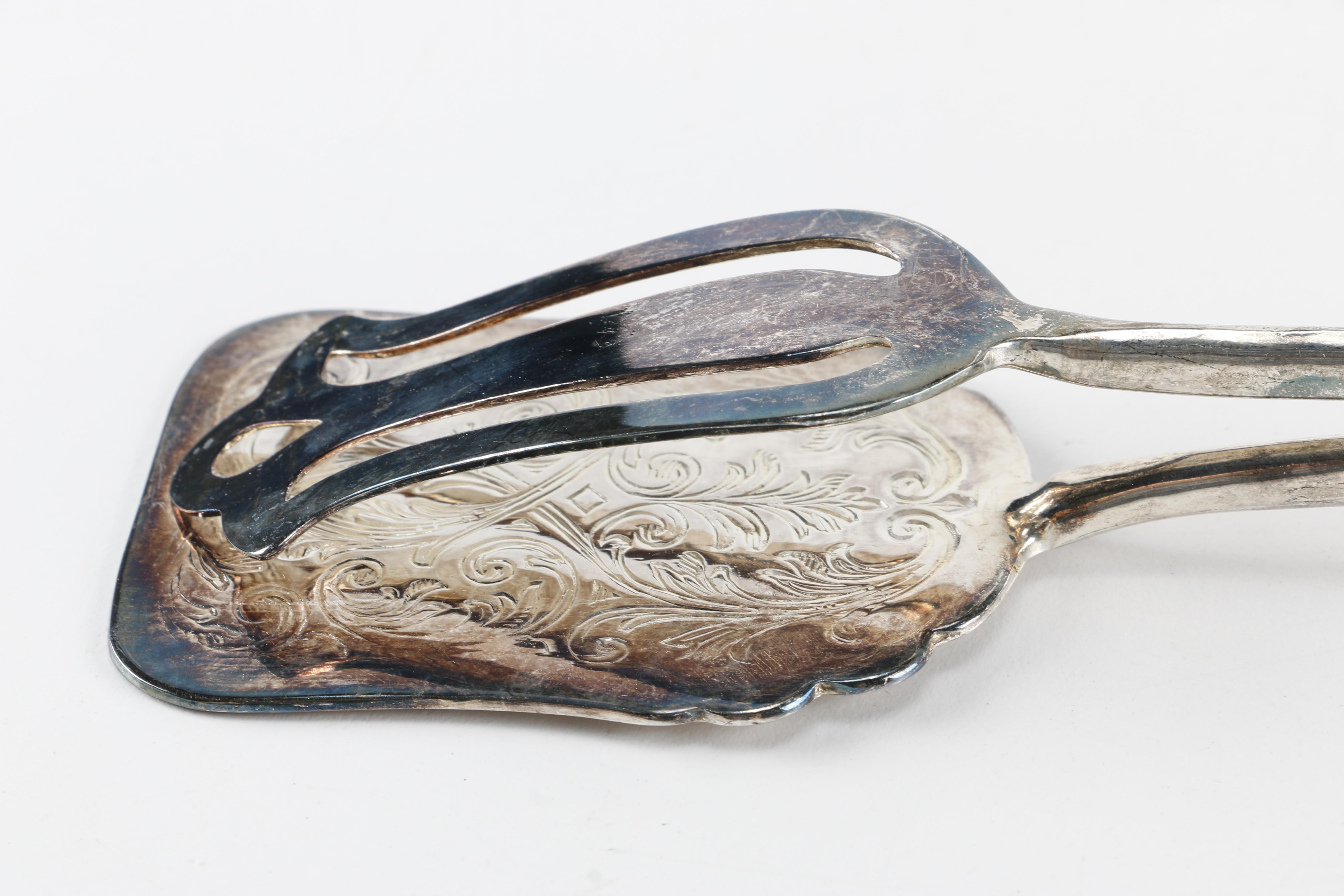 Modern Style Knife Set