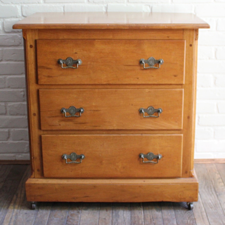 Vintage Chest of Drawers