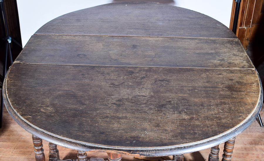 Vintage Drop Leaf Tabe