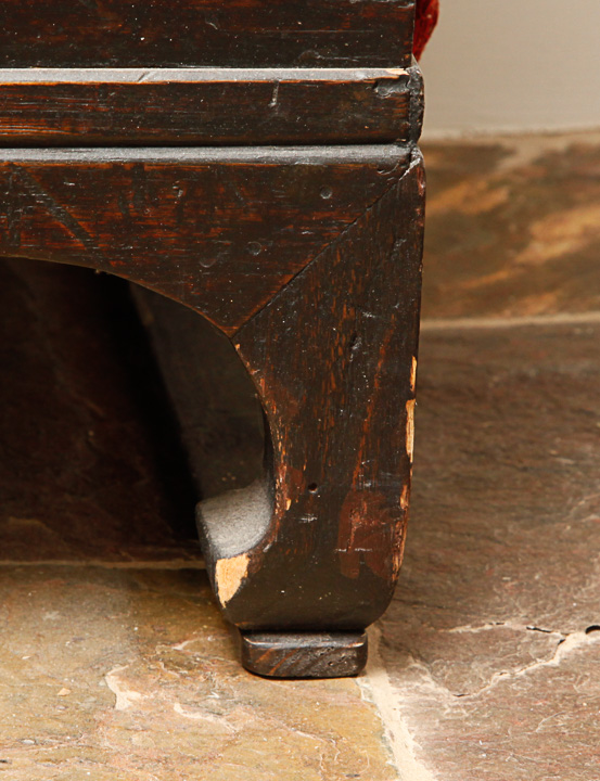 Antique Yi Ching Jang Korean Chest