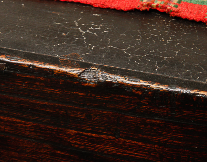 Antique Yi Ching Jang Korean Chest