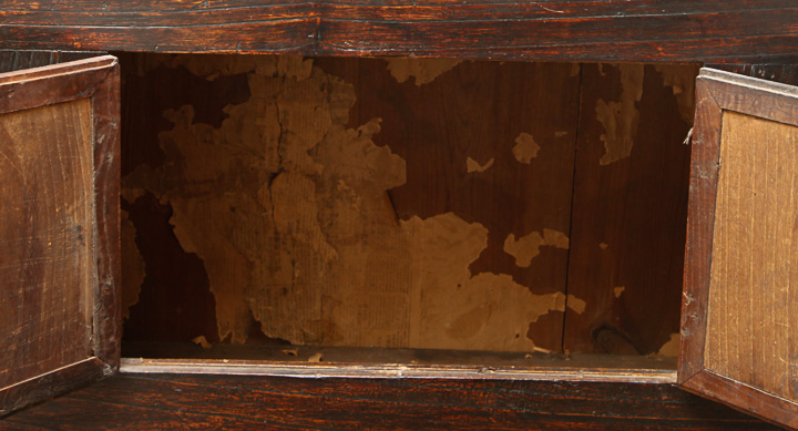 Antique Yi Ching Jang Korean Chest