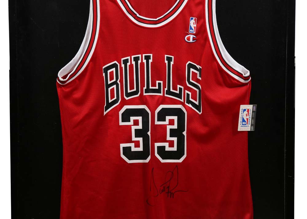 Framed and Signed Scottie Pippen "33" Chicago Bulls Basketball Jersey