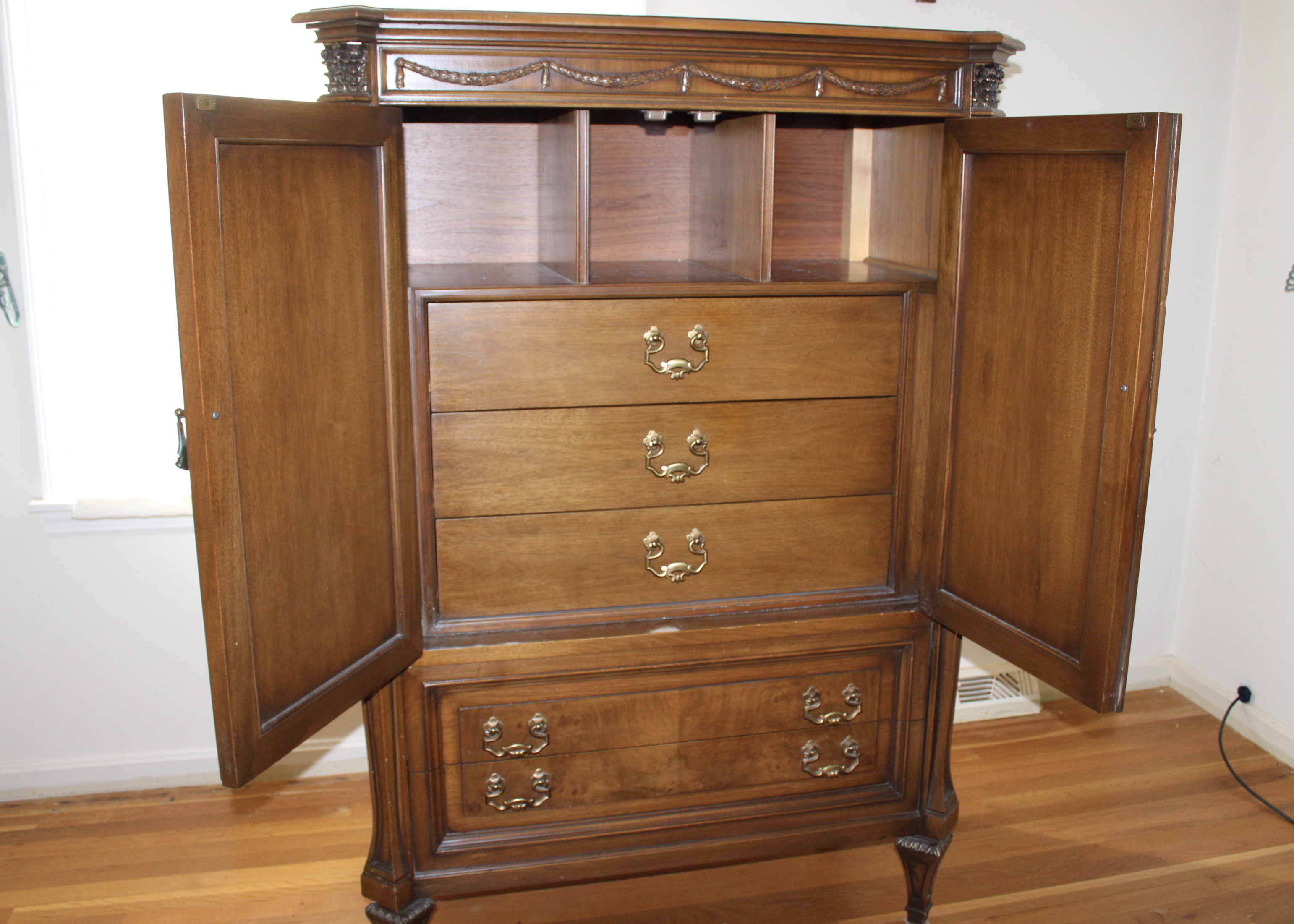 Romweber Furniture Armoire