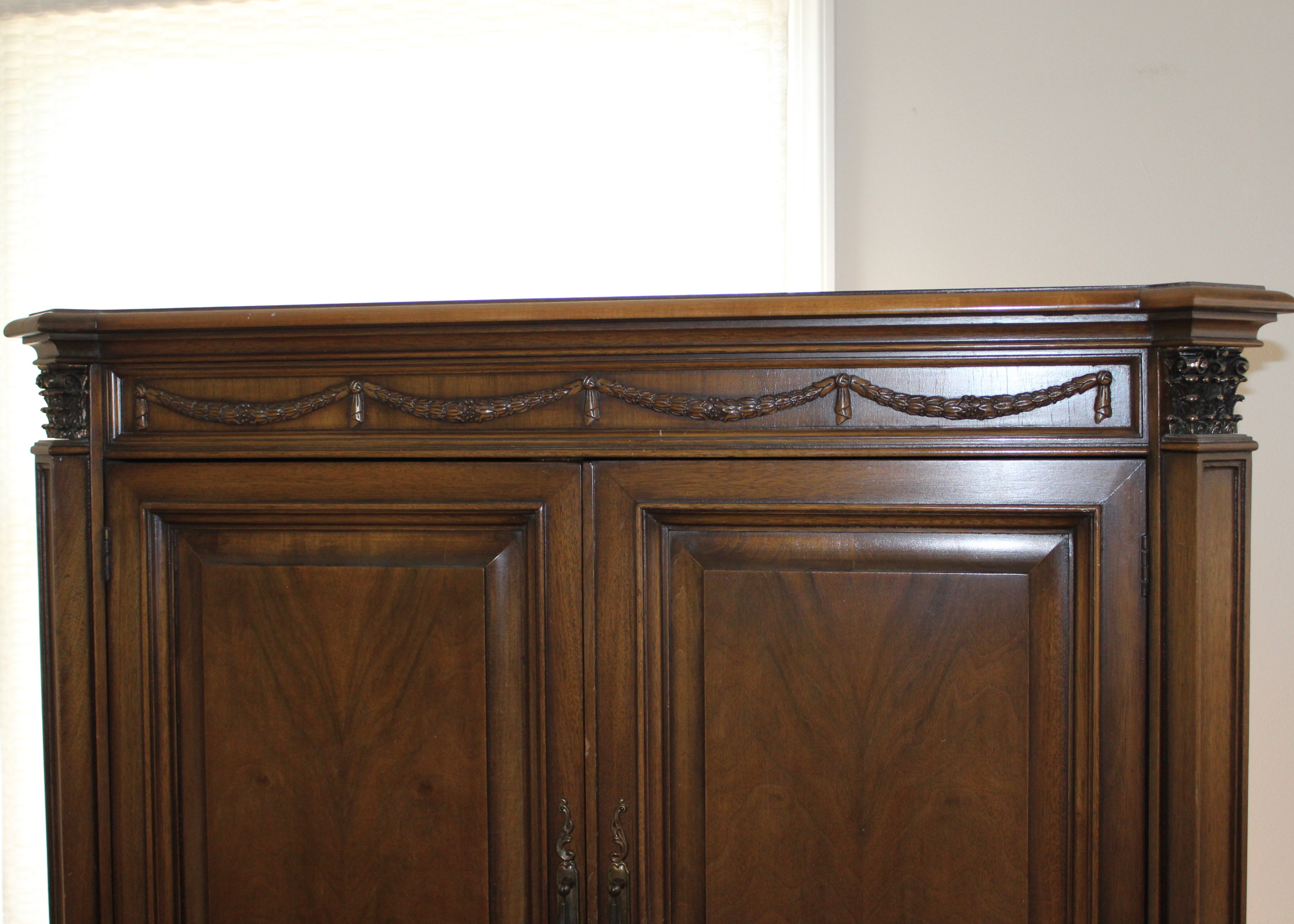 Romweber Furniture Armoire