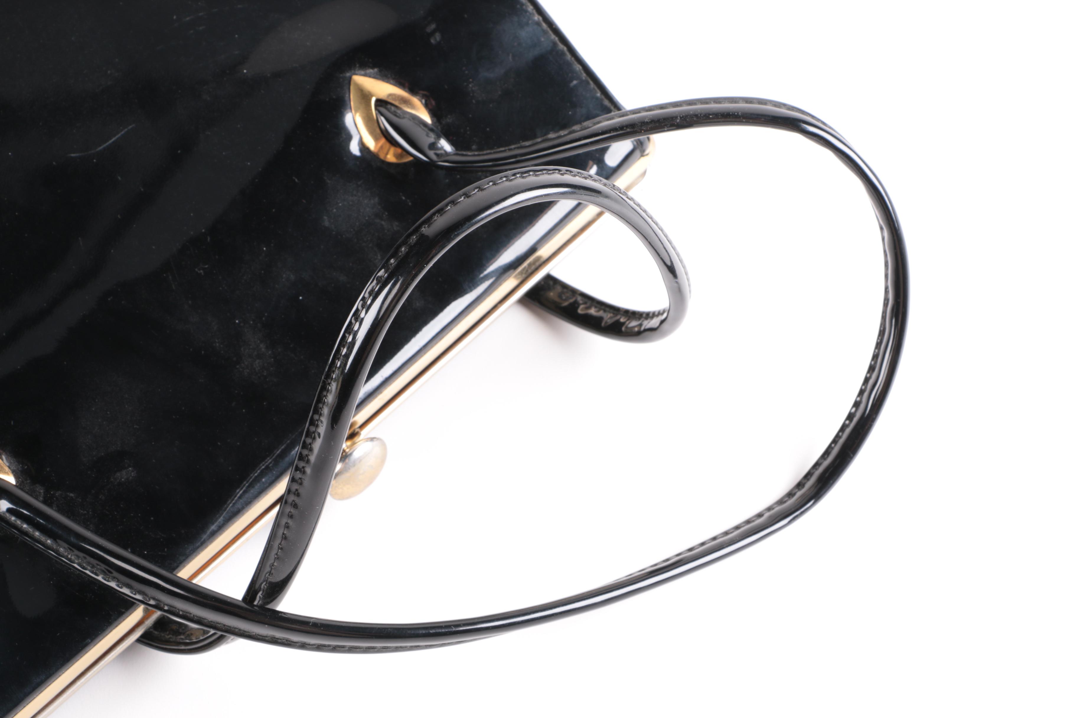 Women's Accessories Including a Fur Collar