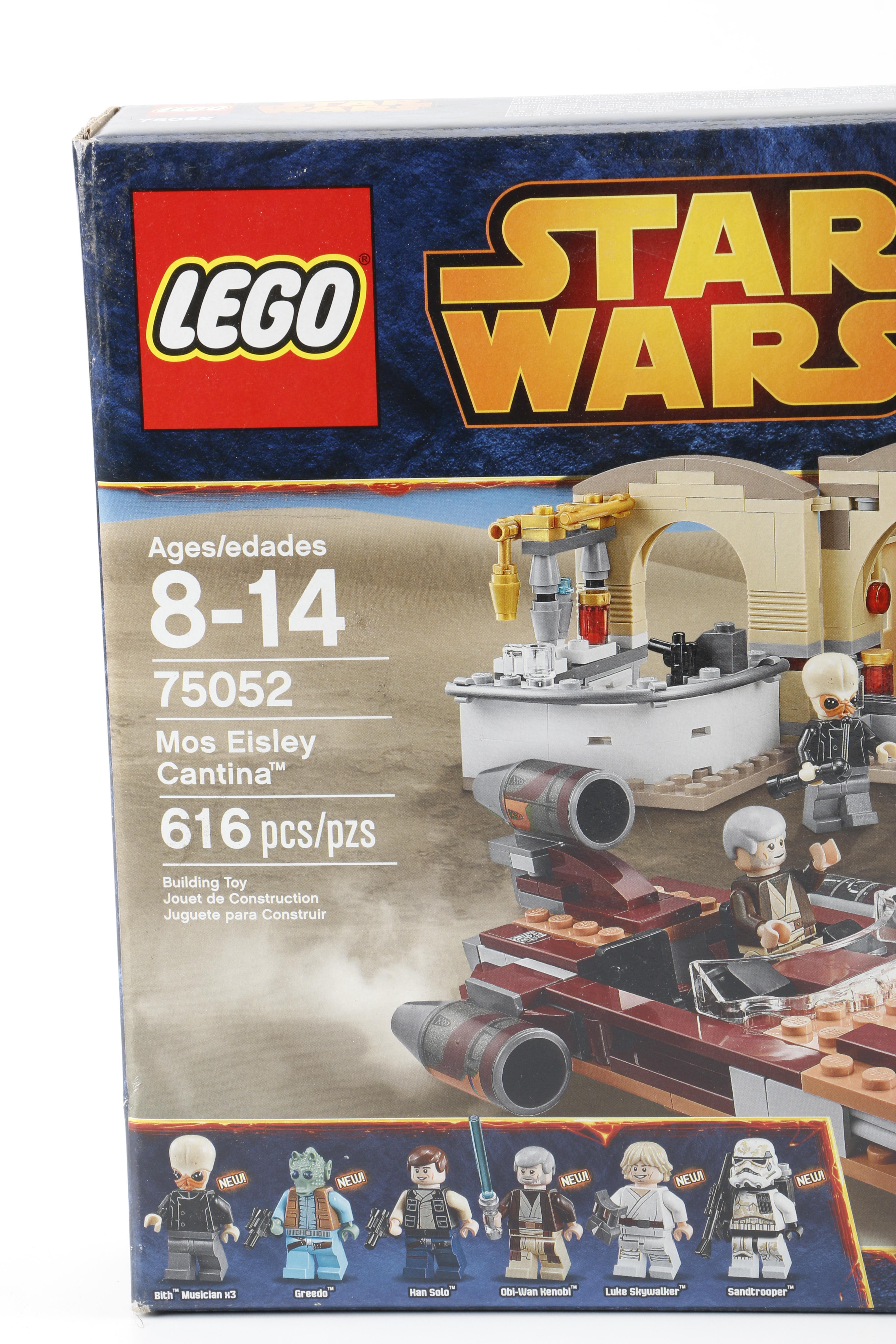Star Wars "Mos Eisley Cantina" Lego Set