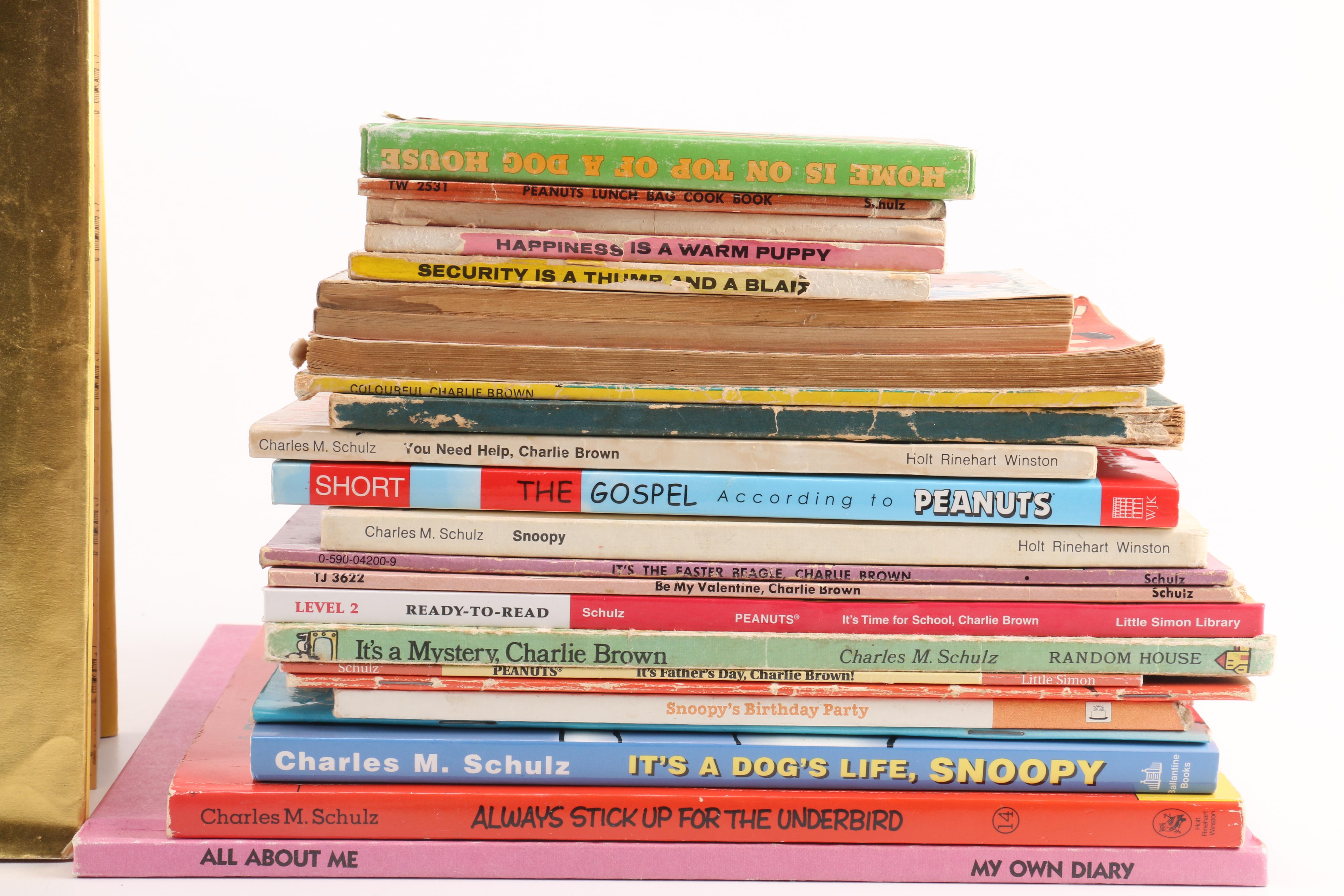 Vintage "Peanuts" Comic Collection Books