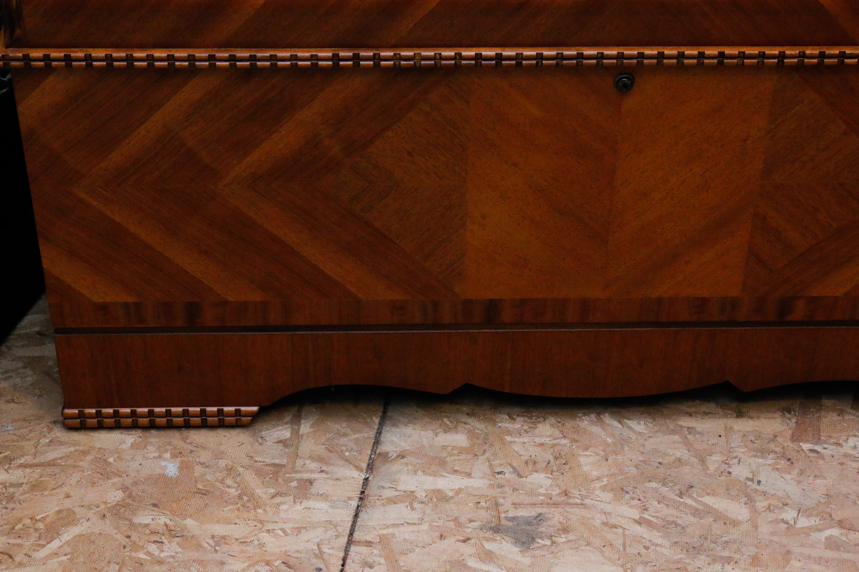 Lane Cedar Chest