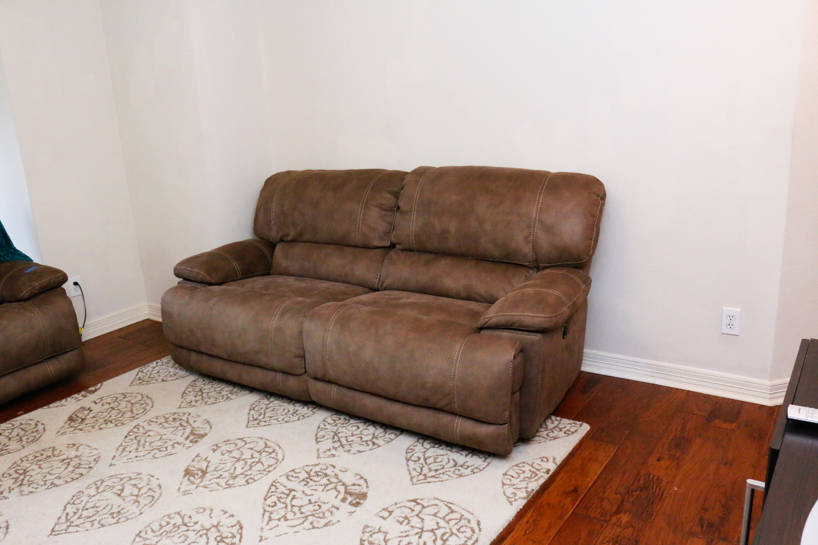 Electric Full Size Sofa