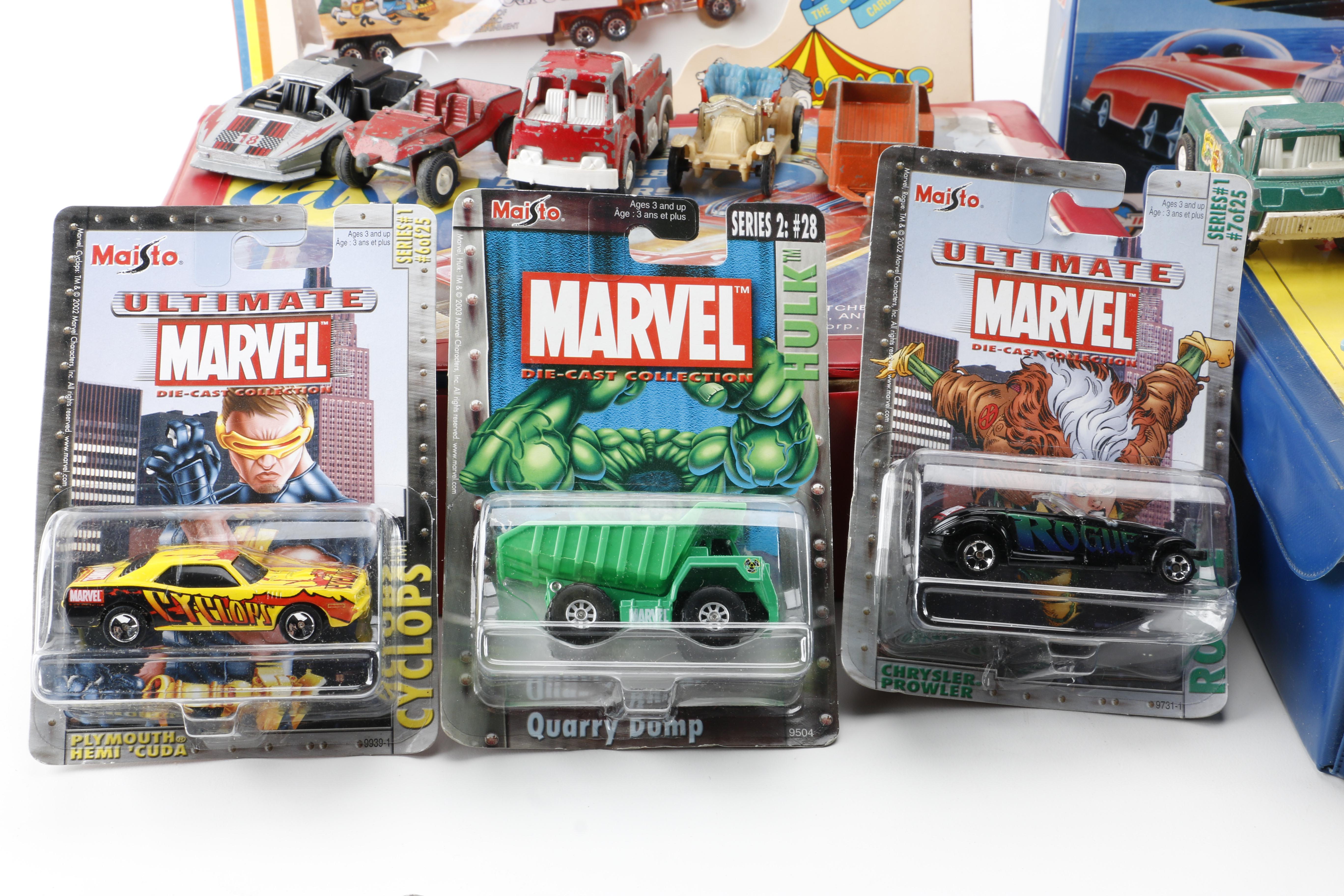 Large Matchbox and Hotwheels Car Collection