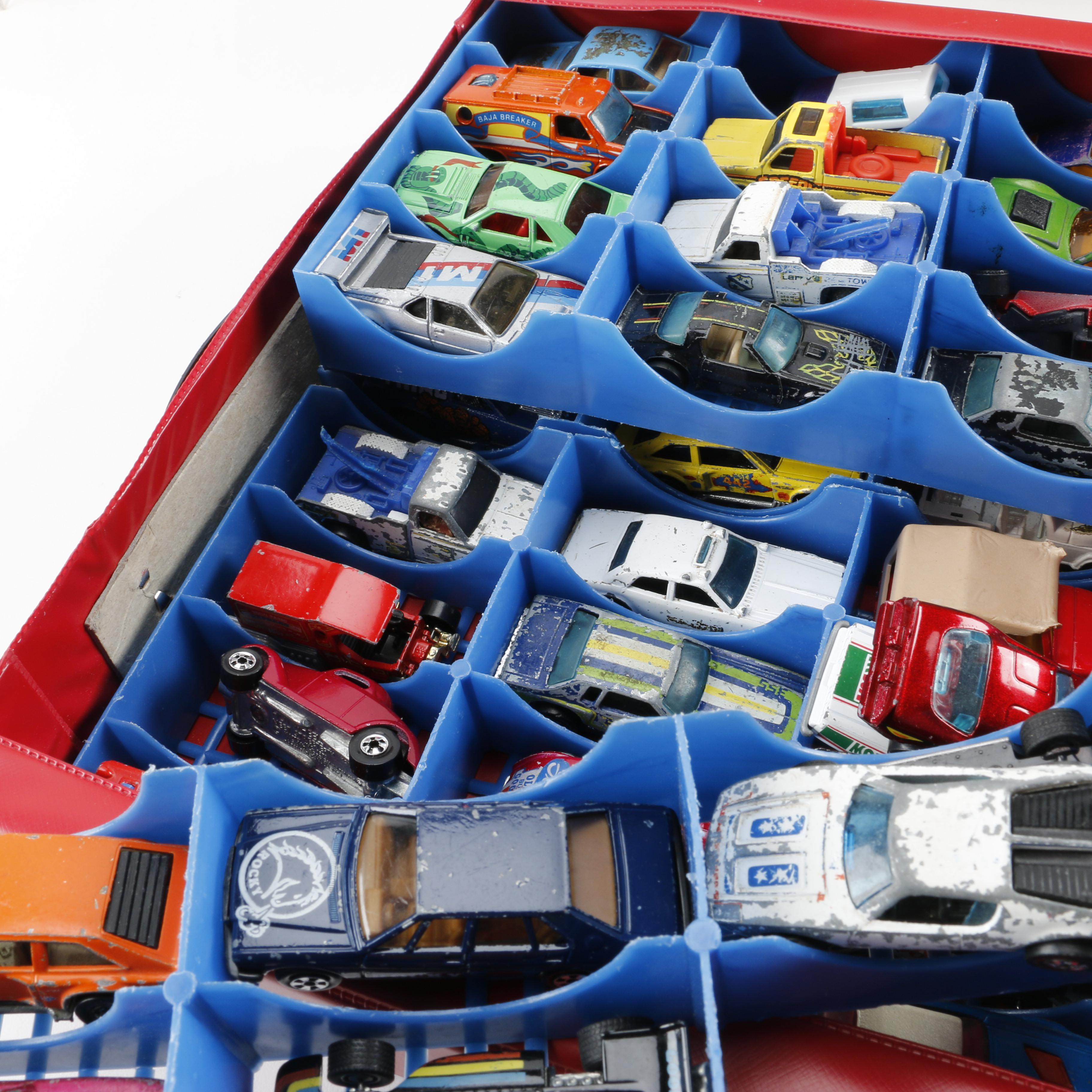 Large Matchbox and Hotwheels Car Collection