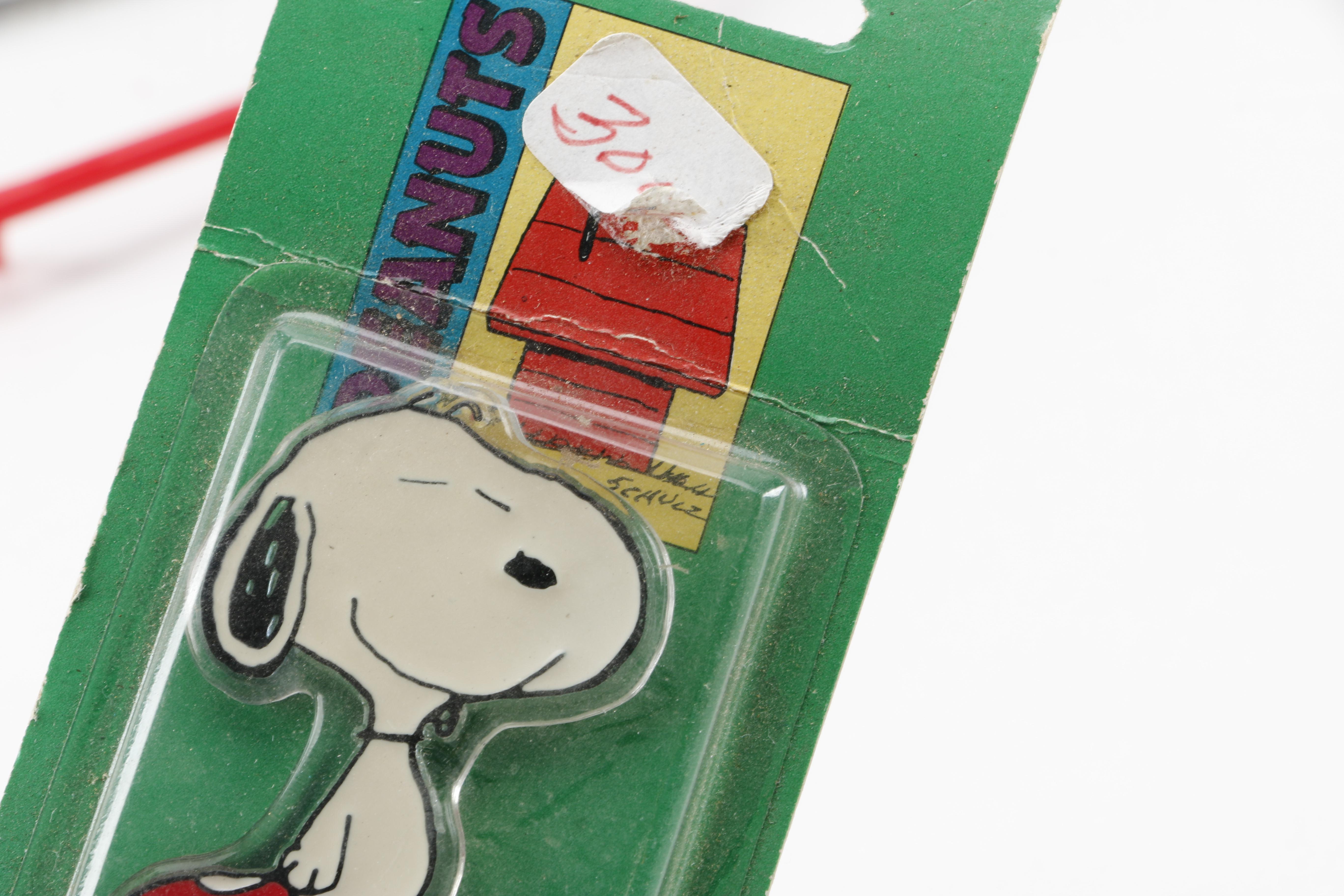 Peanuts Merchandise Including Sno-Cone Machine and Mega Bloks