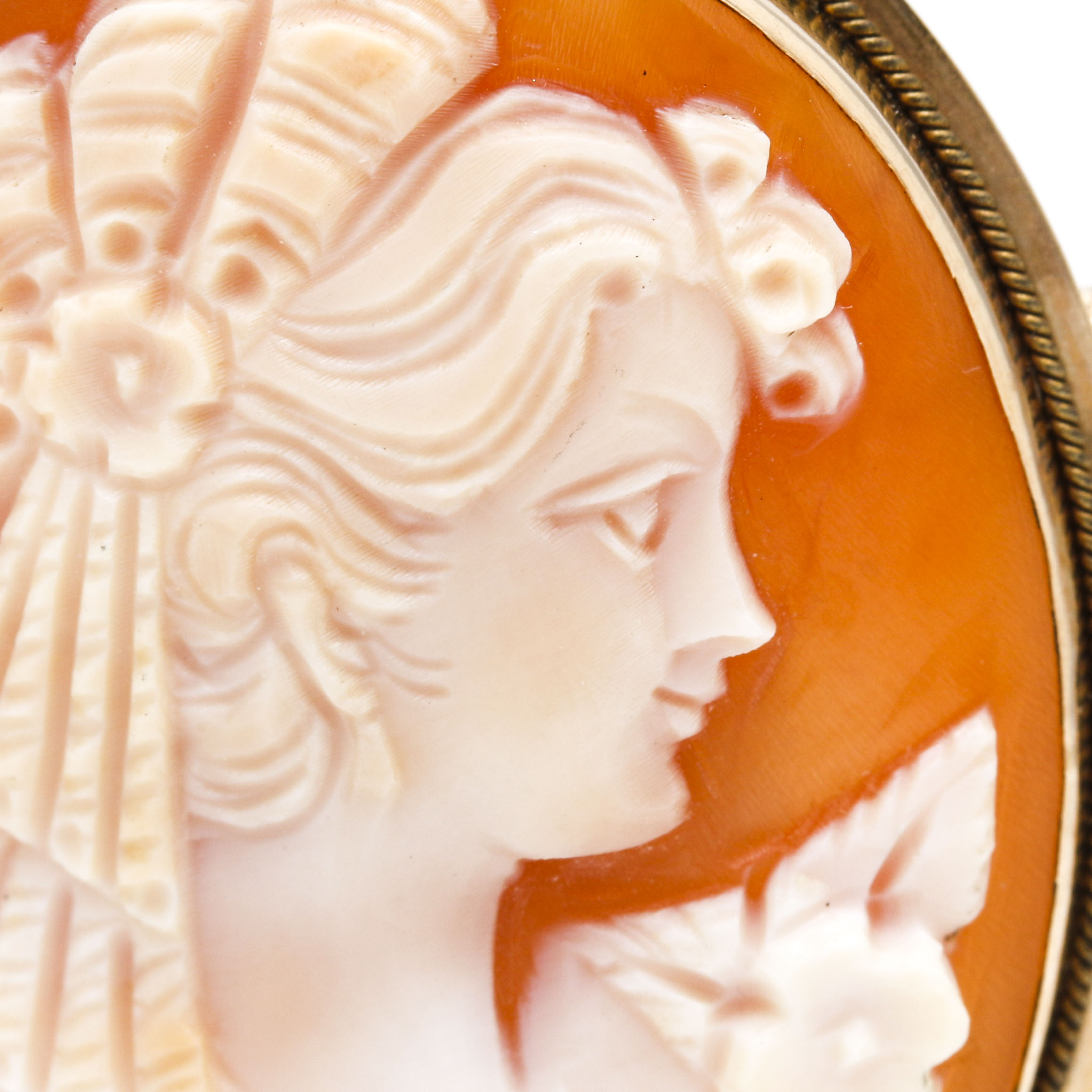 14K Yellow Gold Helmet Shell Cameo Pendant Brooch