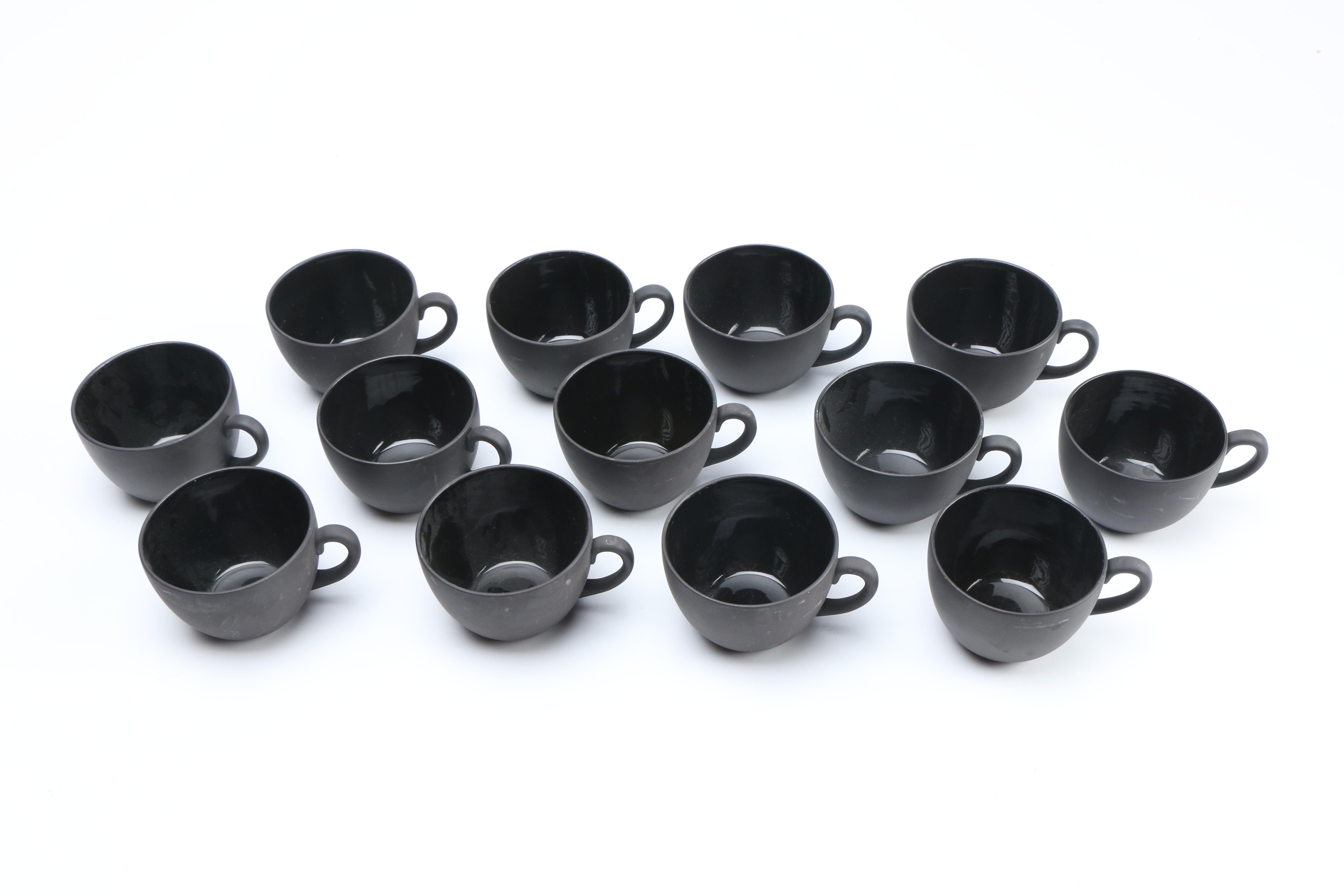 Wedgwood Tableware in "Basalt Black"