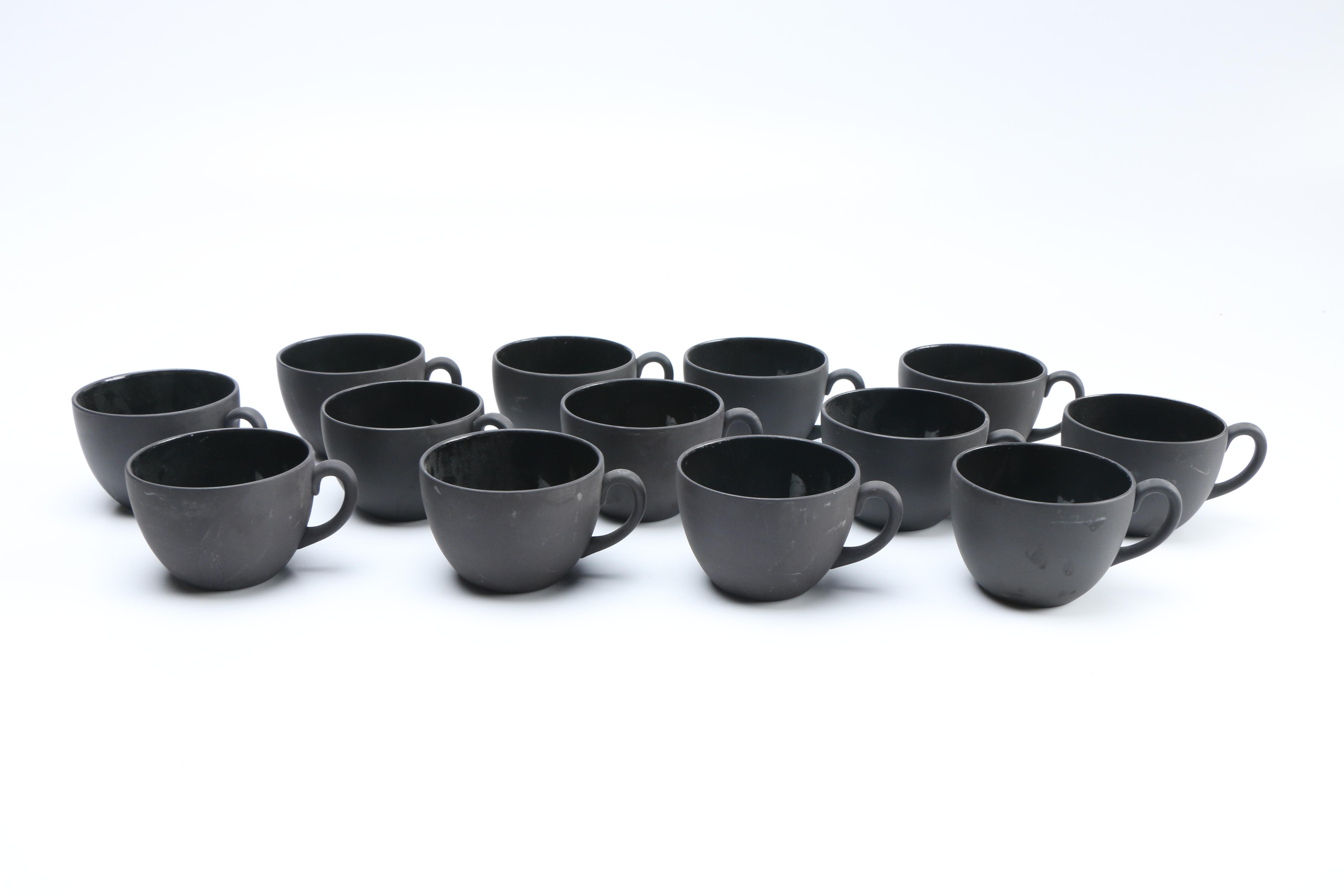 Wedgwood Tableware in "Basalt Black"
